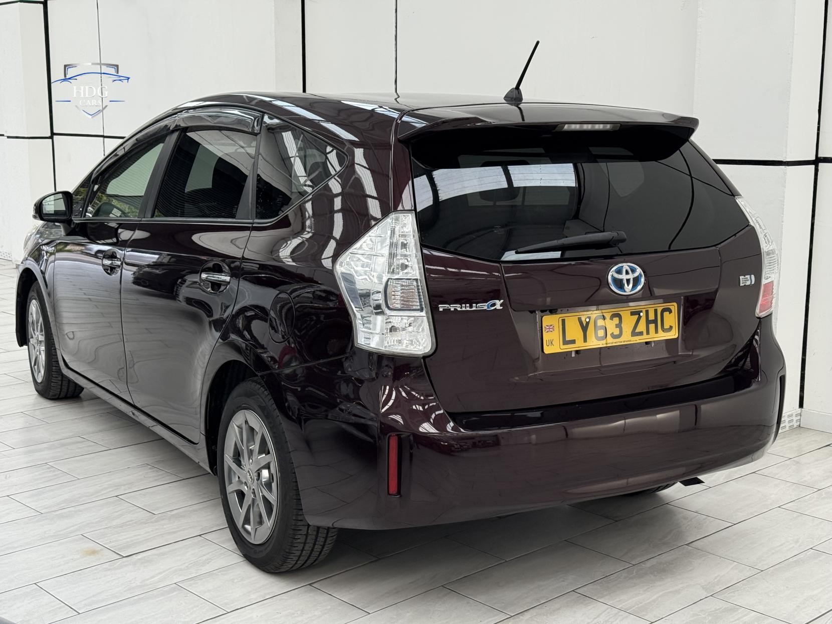 Toyota Prius+ 1.8 VVT-h T4 MPV 5dr Petrol Hybrid CVT Euro 5 (s/s) (136 ps)