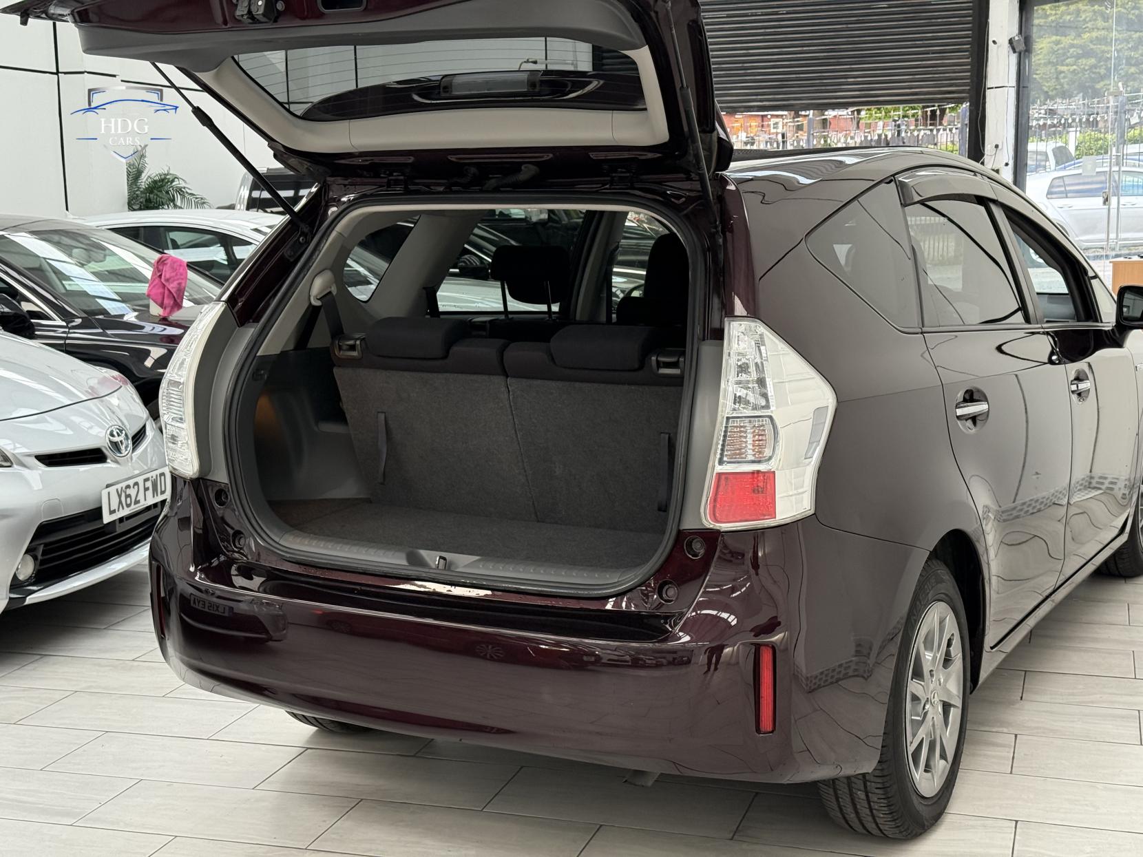 Toyota Prius+ 1.8 VVT-h T4 MPV 5dr Petrol Hybrid CVT Euro 5 (s/s) (136 ps)