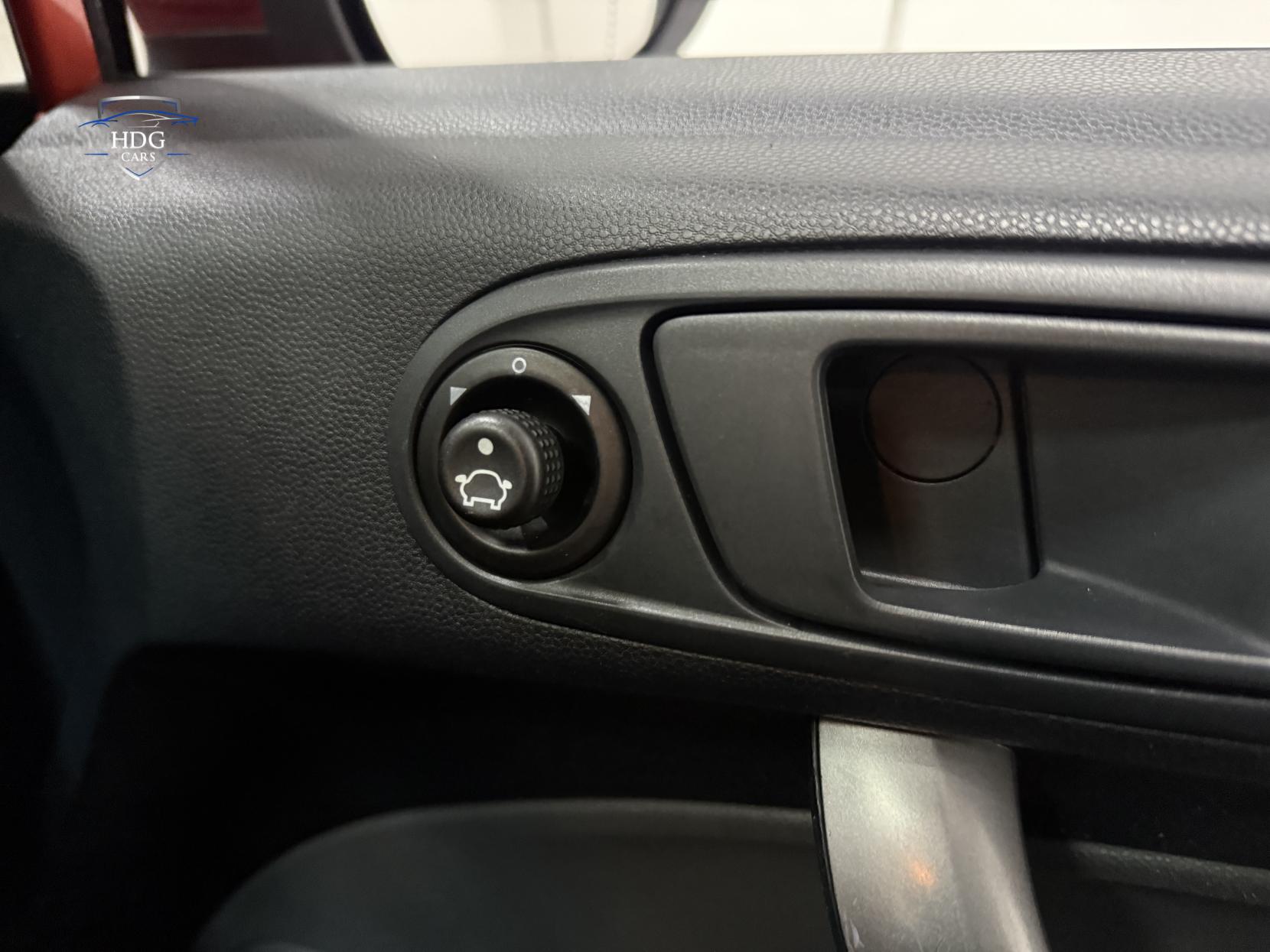 Ford Fiesta 1.4 TDCi Style Hatchback 5dr Diesel Manual (110 g/km, 67 bhp)