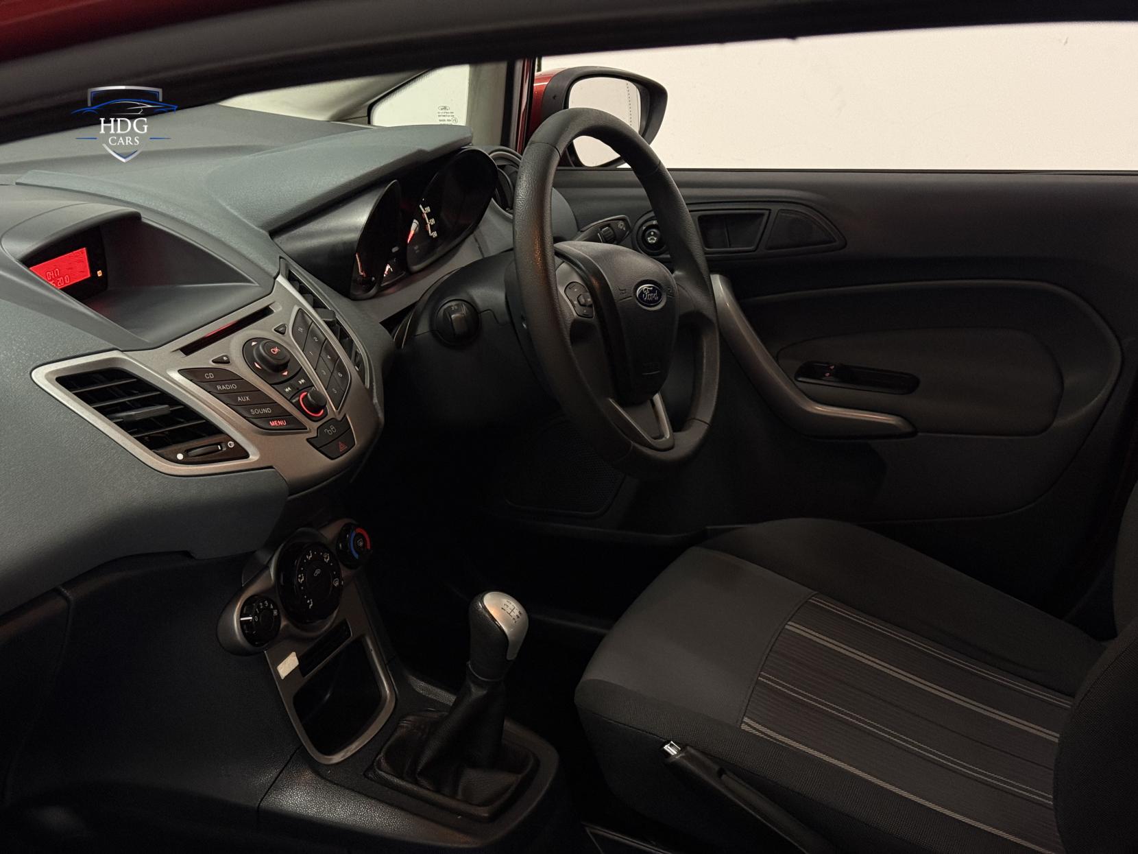 Ford Fiesta 1.4 TDCi Style Hatchback 5dr Diesel Manual (110 g/km, 67 bhp)