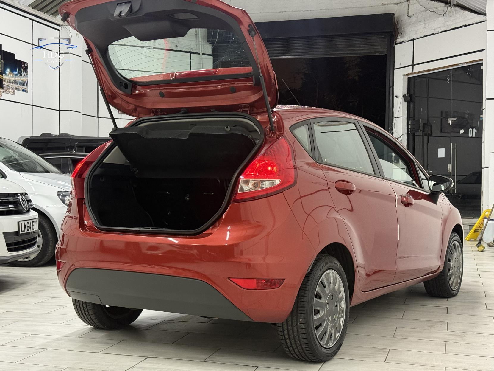 Ford Fiesta 1.4 TDCi Style Hatchback 5dr Diesel Manual (110 g/km, 67 bhp)