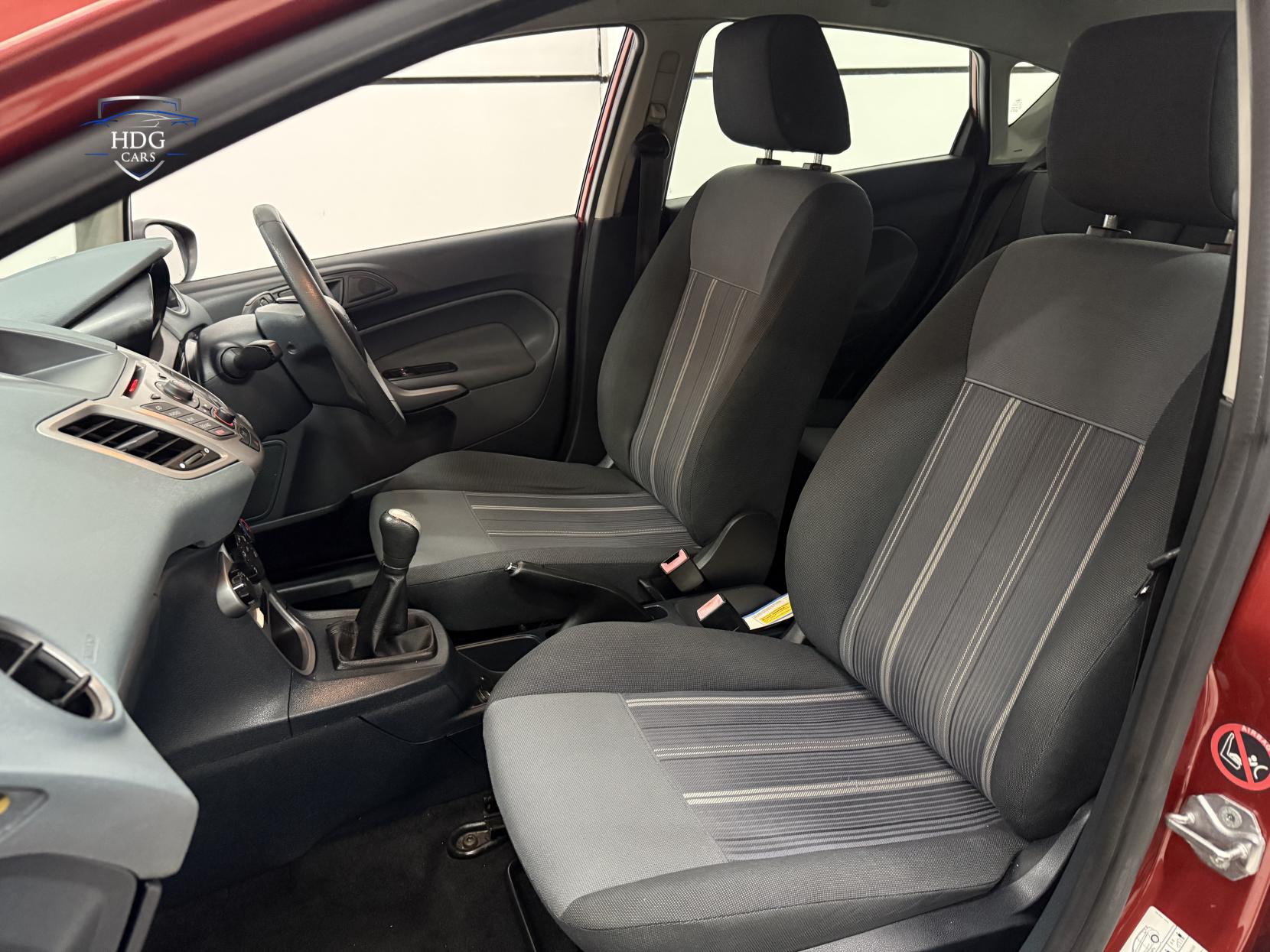 Ford Fiesta 1.4 TDCi Style Hatchback 5dr Diesel Manual (110 g/km, 67 bhp)