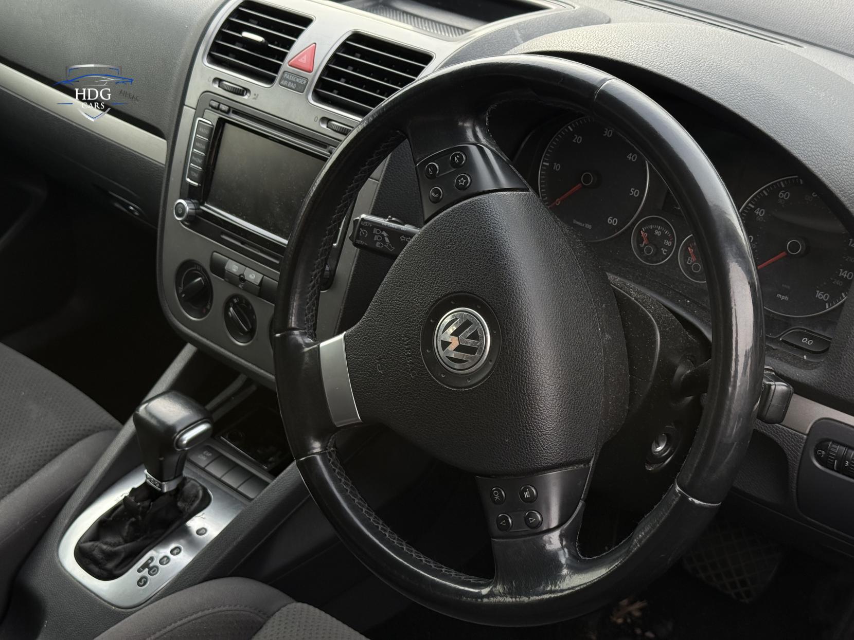Volkswagen Golf 1.9 TDI Match Hatchback 5dr Diesel DSG (153 g/km, 103 bhp)