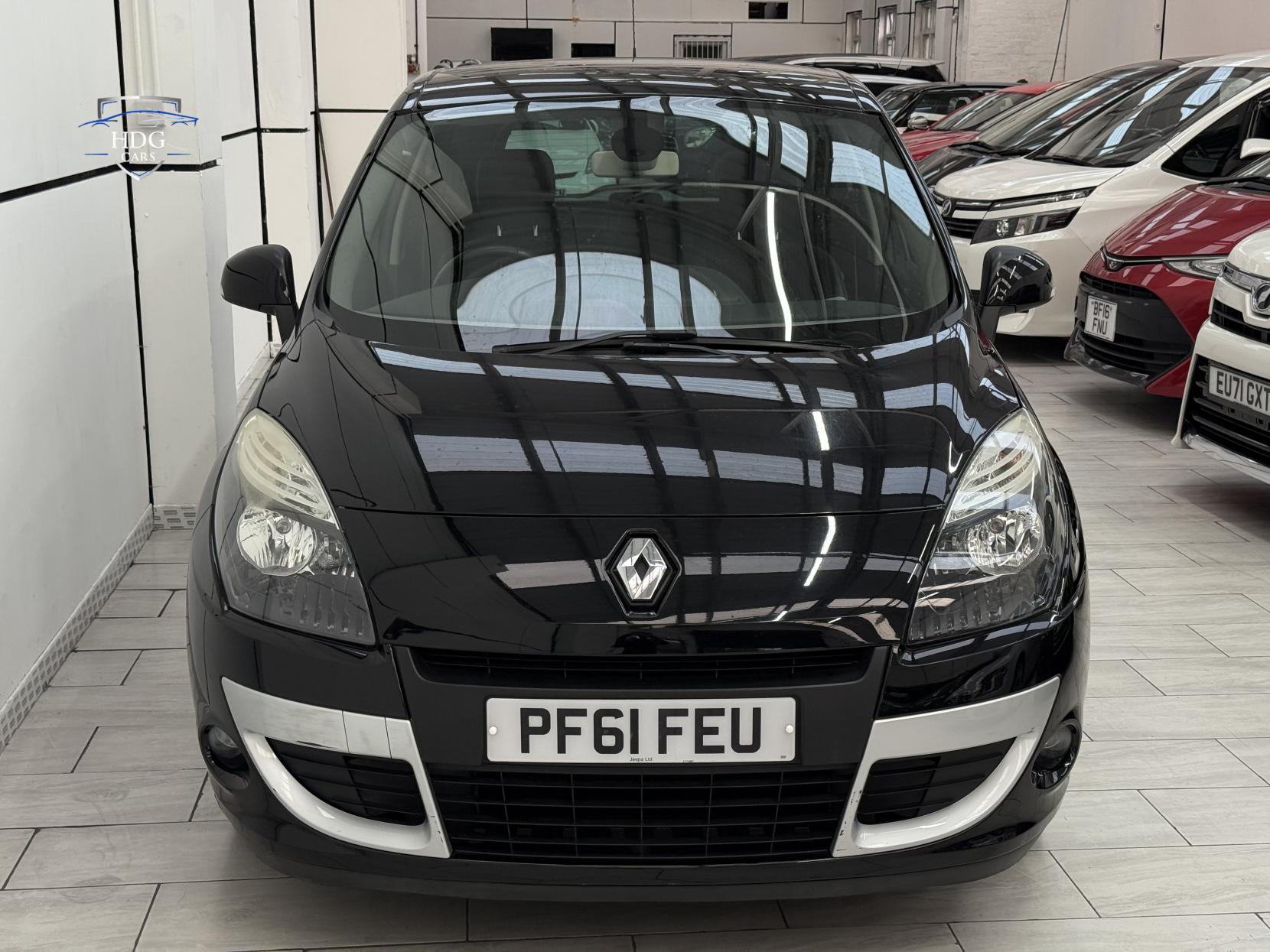 Renault Scenic 1.6 VVT Dynamique TomTom MPV 5dr Petrol Manual Euro 5 (110 ps)