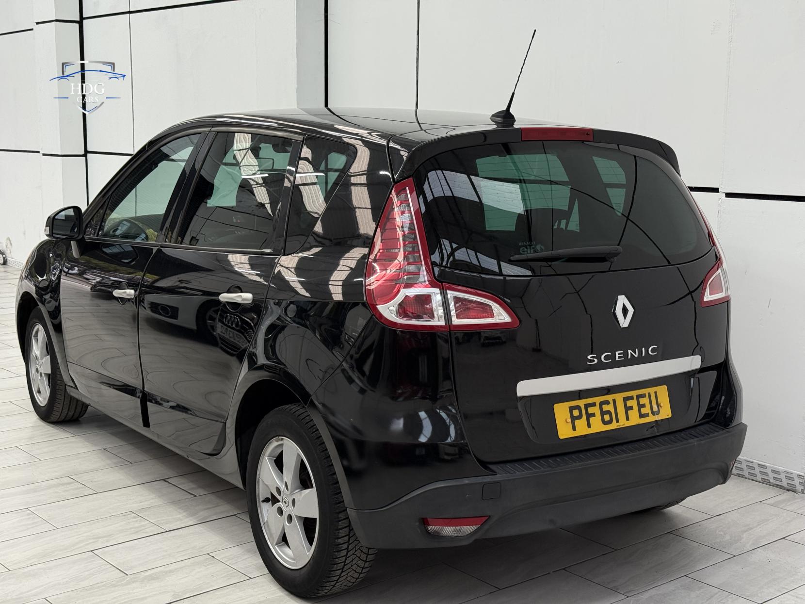 Renault Scenic 1.6 VVT Dynamique TomTom MPV 5dr Petrol Manual Euro 5 (110 ps)