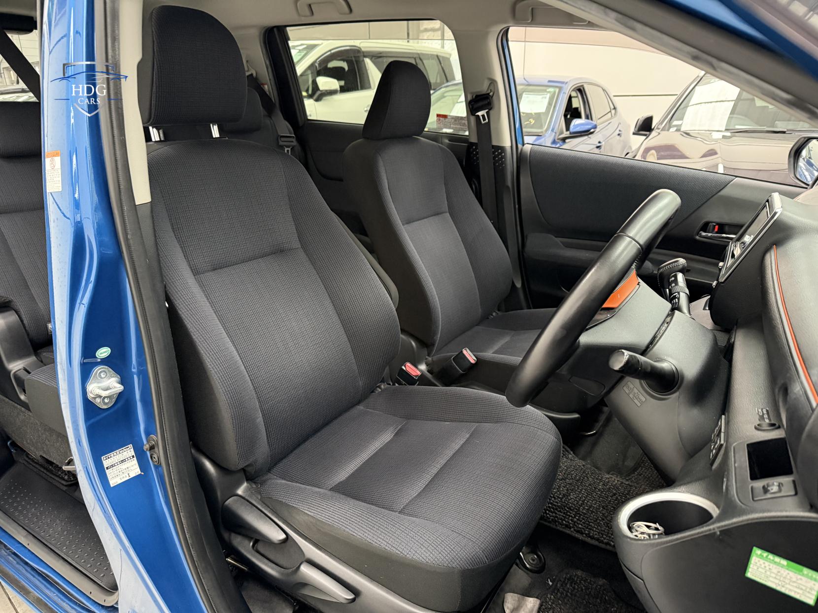 Toyota Sienta 1.5