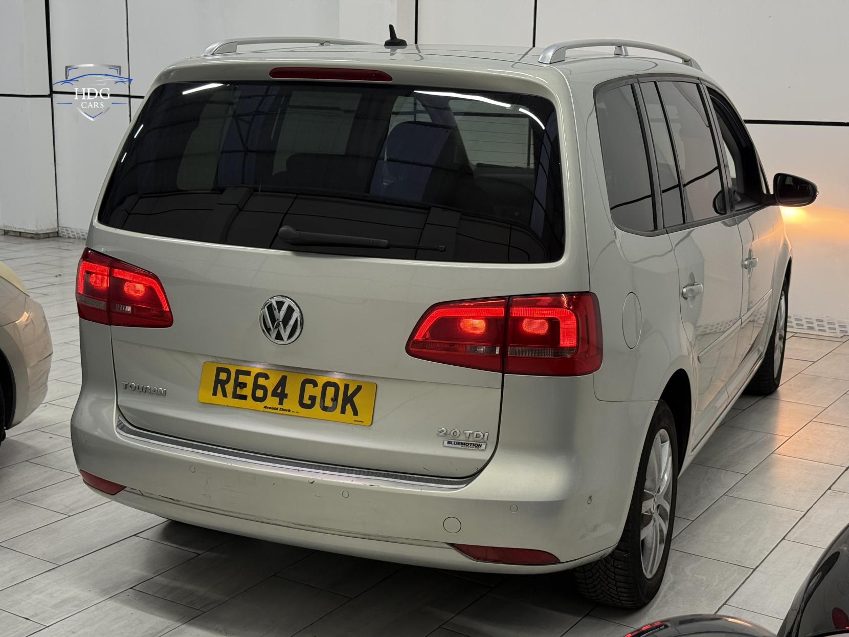 Volkswagen Touran 2.0 TDI BlueMotion Tech SE MPV 5dr Diesel DSG Euro 5 (s/s) (140 ps)