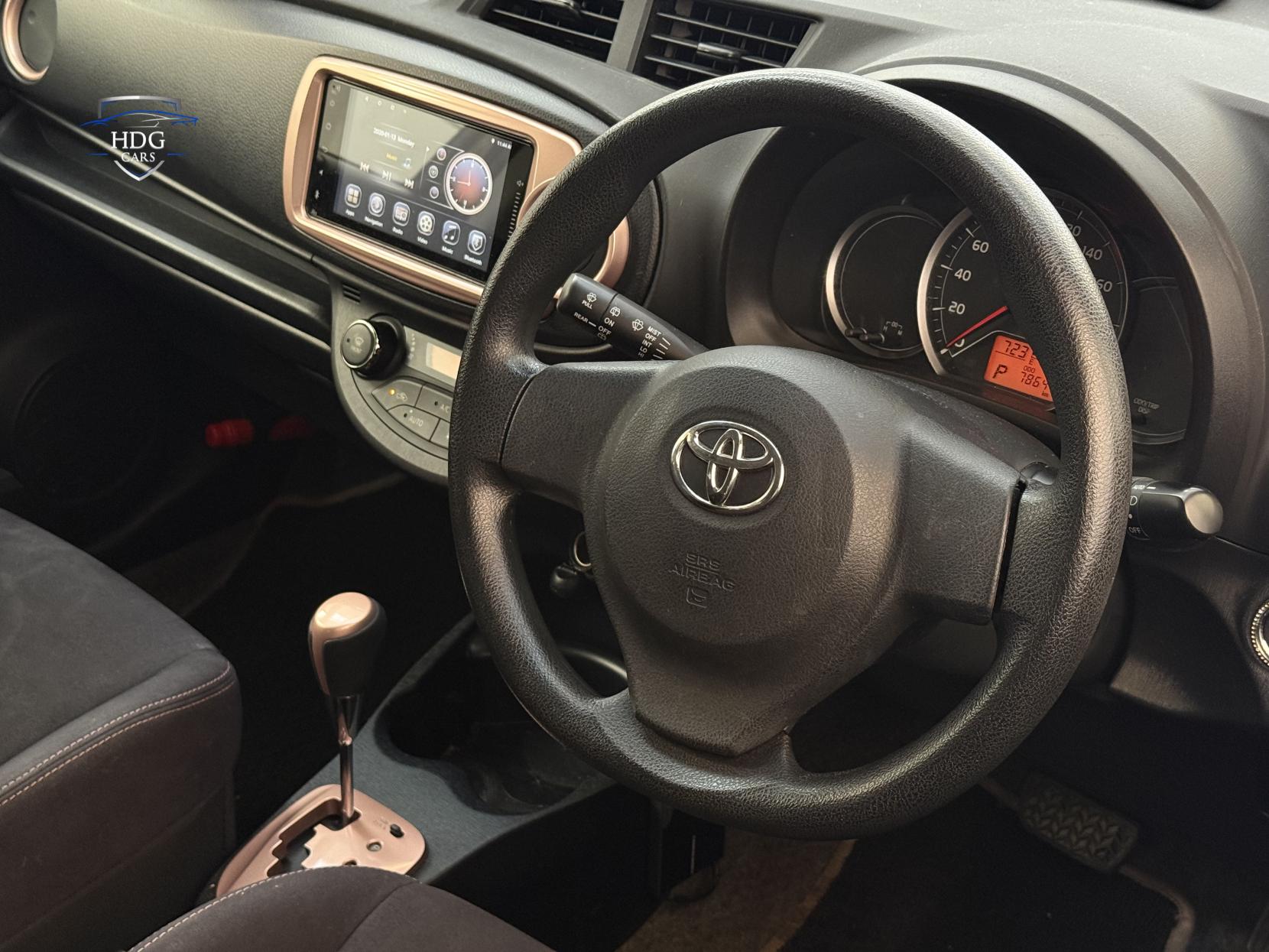Toyota Yaris 1.33 Dual VVT-i SR Hatchback 5dr Petrol Multidrive S Euro 5 (101 ps)