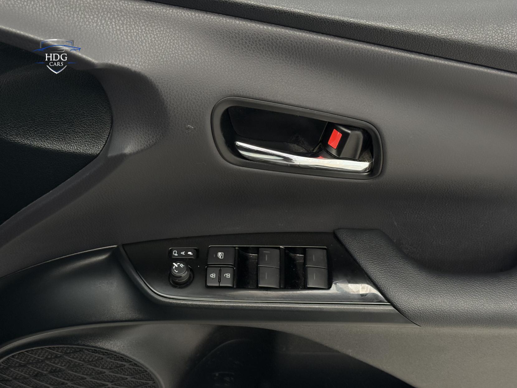 Toyota Prius 1.8 VVT-h Excel Hatchback 5dr Petrol Hybrid CVT Euro 6 (s/s) (15in Alloy) (122 ps)