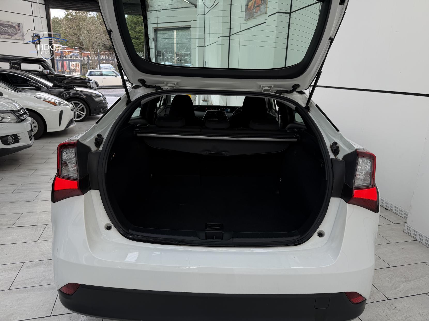 Toyota Prius 1.8 VVT-h Excel Hatchback 5dr Petrol Hybrid CVT Euro 6 (s/s) (15in Alloy) (122 ps)