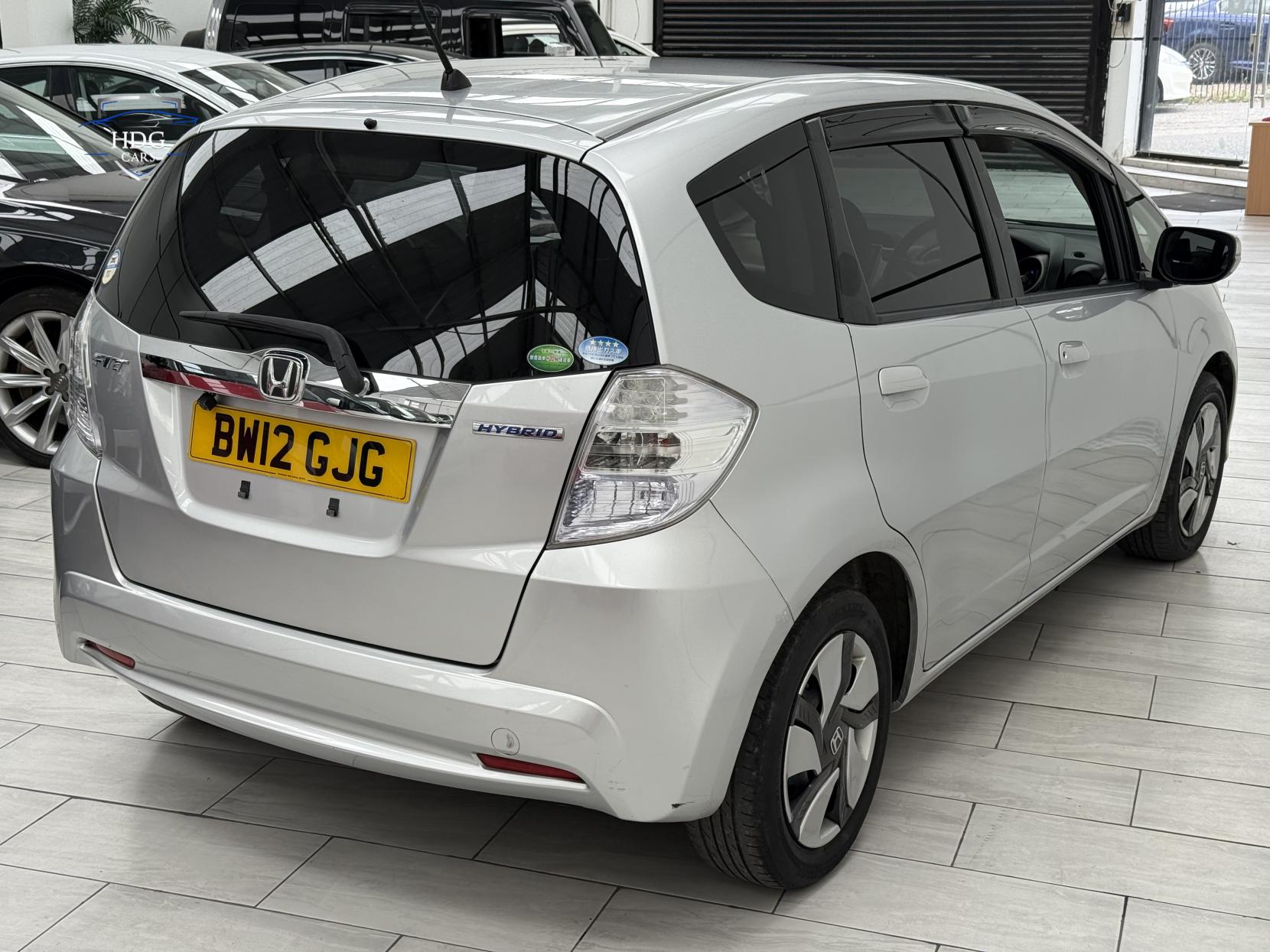 Honda Jazz 1.3h IMA HS-T Hatchback 5dr Petrol Hybrid CVT Euro 5 (102 ps)