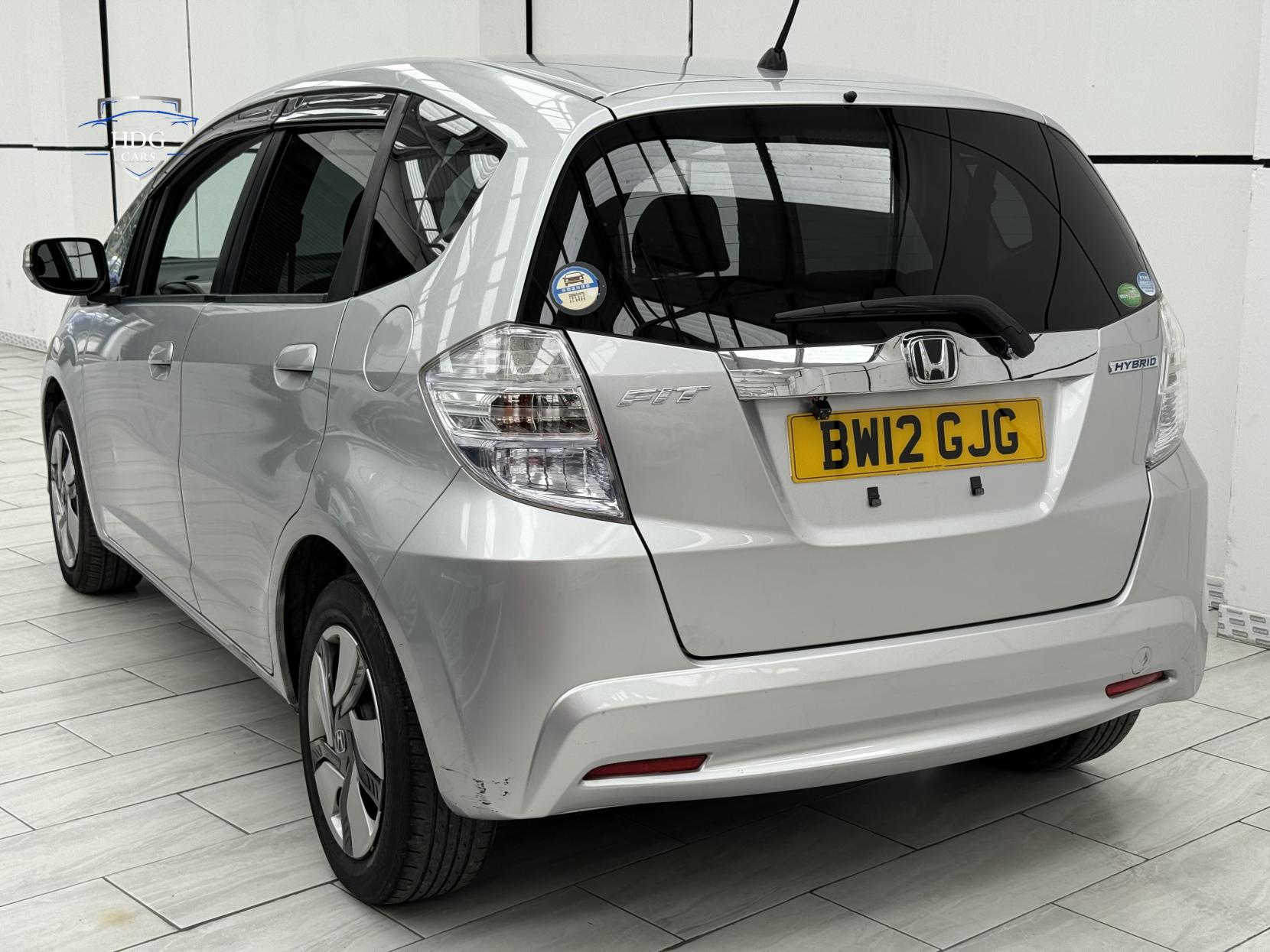Honda Jazz 1.3h IMA HS-T Hatchback 5dr Petrol Hybrid CVT Euro 5 (102 ps)