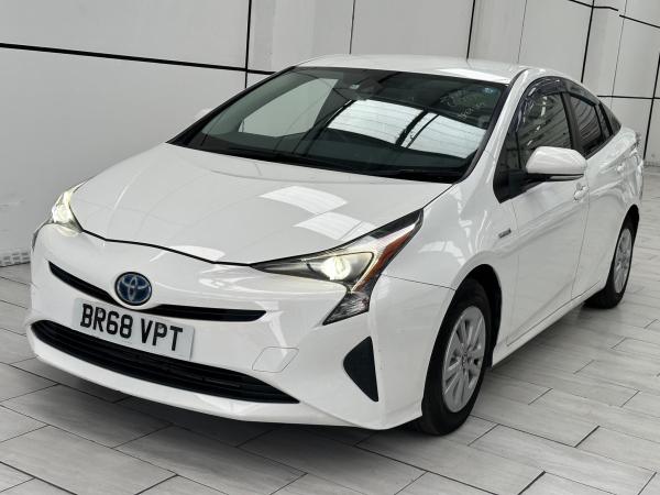 Toyota Prius 1.8 VVT-h Excel CVT Euro 6 (s/s) 5dr (15in Alloy)