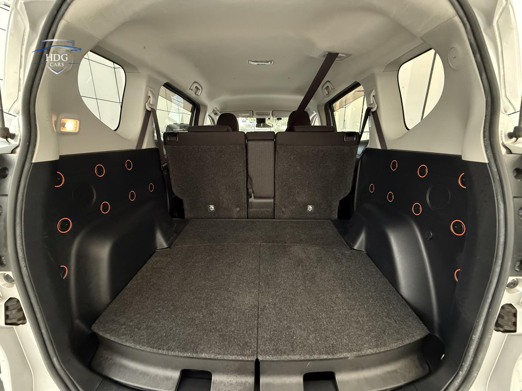 Toyota Sienta 1.5 HYBRID X 2019 IMPORT