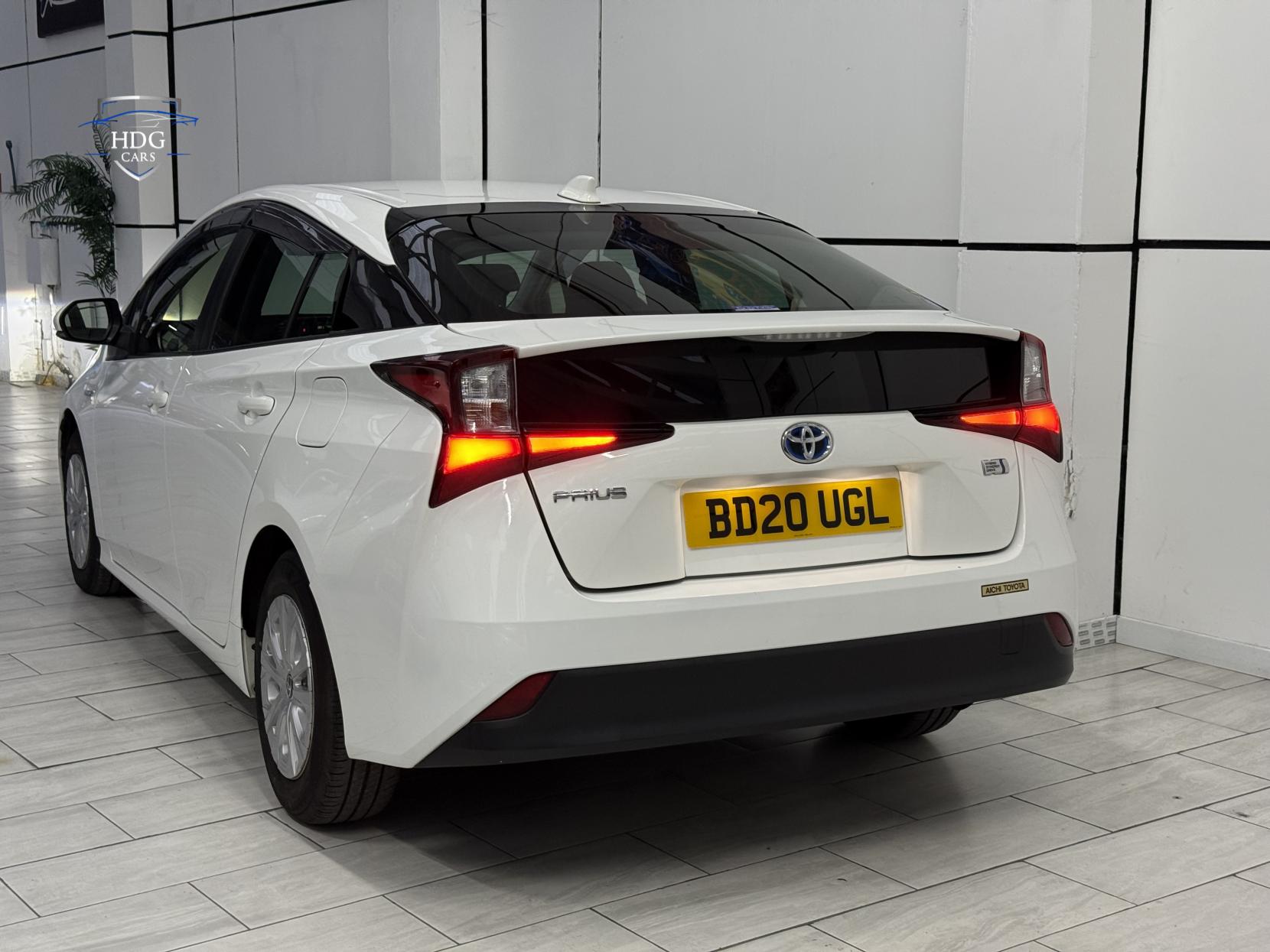 Toyota Prius 1.8 VVT-h Excel Hatchback 5dr Petrol Hybrid CVT Euro 6 (s/s) (15in Alloy) (122 ps)