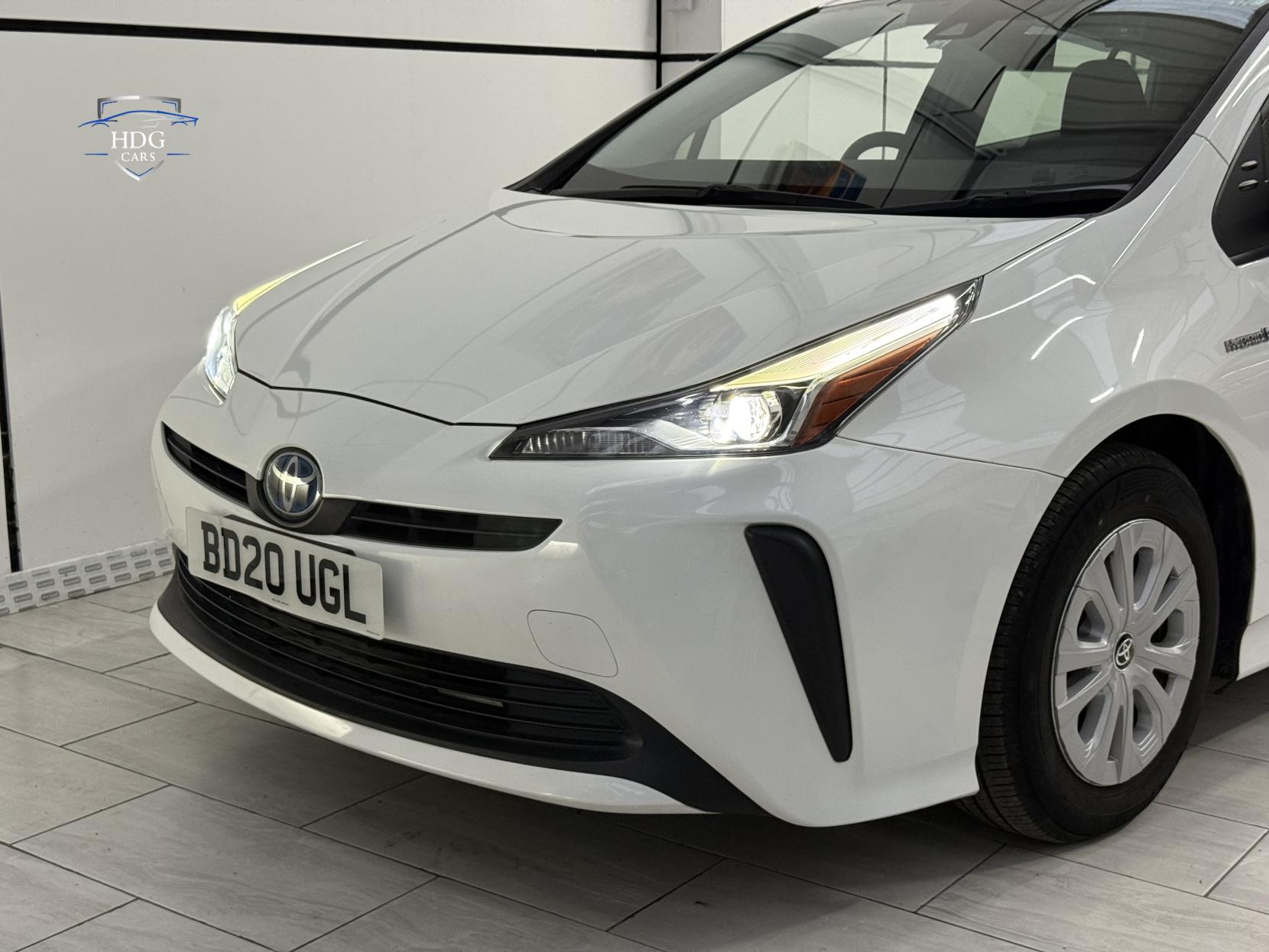 Toyota Prius 1.8 VVT-h Excel Hatchback 5dr Petrol Hybrid CVT Euro 6 (s/s) (15in Alloy) (122 ps)