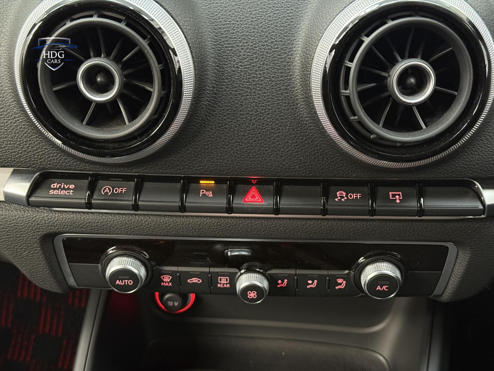 Audi S3 2.0 TFSI Sportback 5dr Petrol S Tronic quattro Euro 6 (s/s) (Nav) (300 ps)