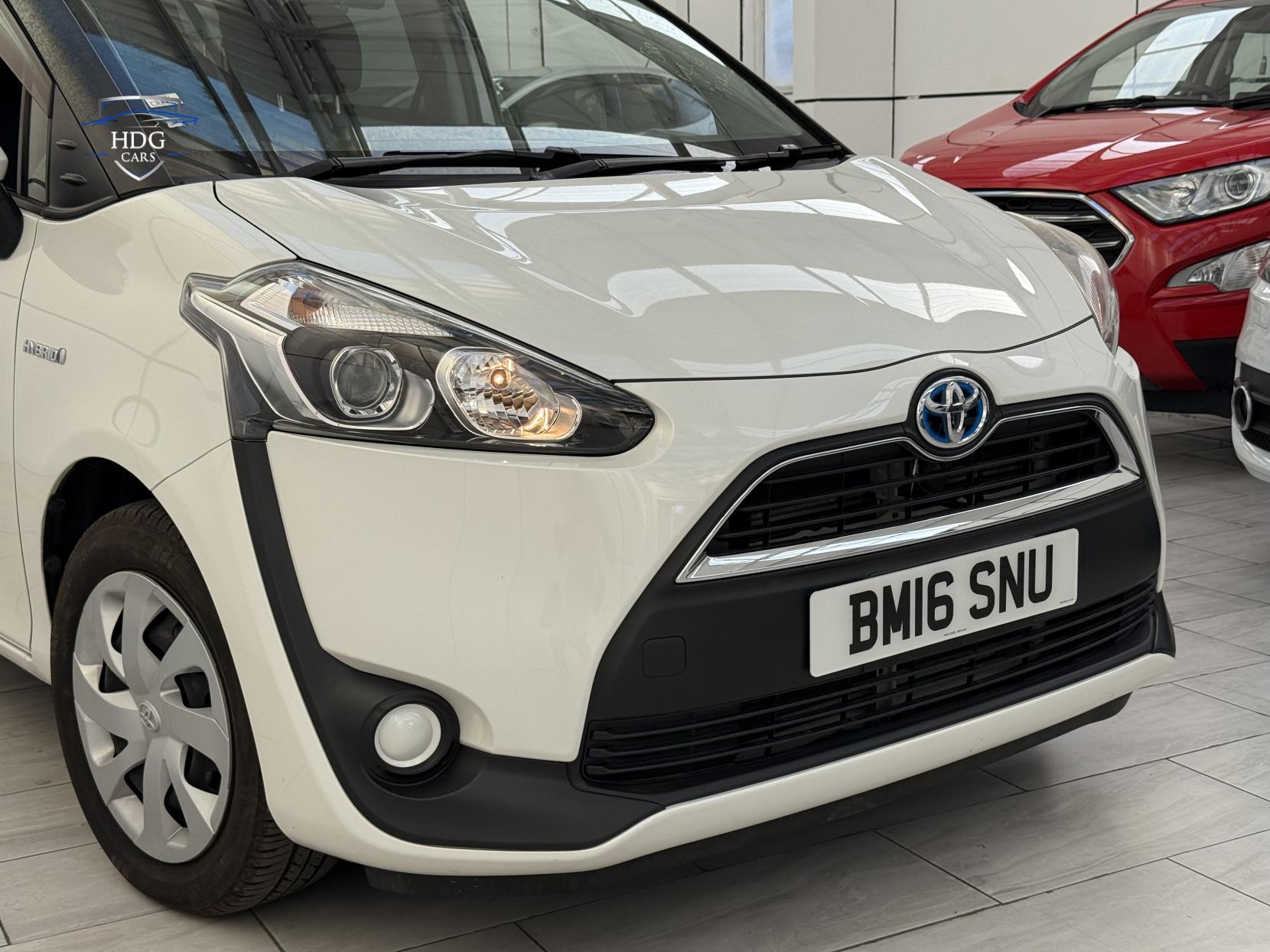Toyota Sienta 1.5 HYBRID X 2017 IMPORT 