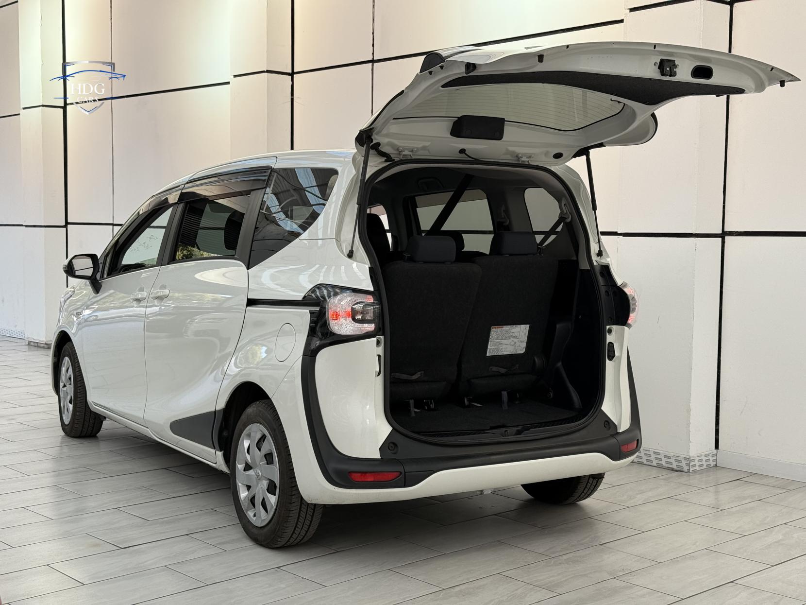 Toyota Sienta 1.5 HYBRID X 2017 IMPORT 