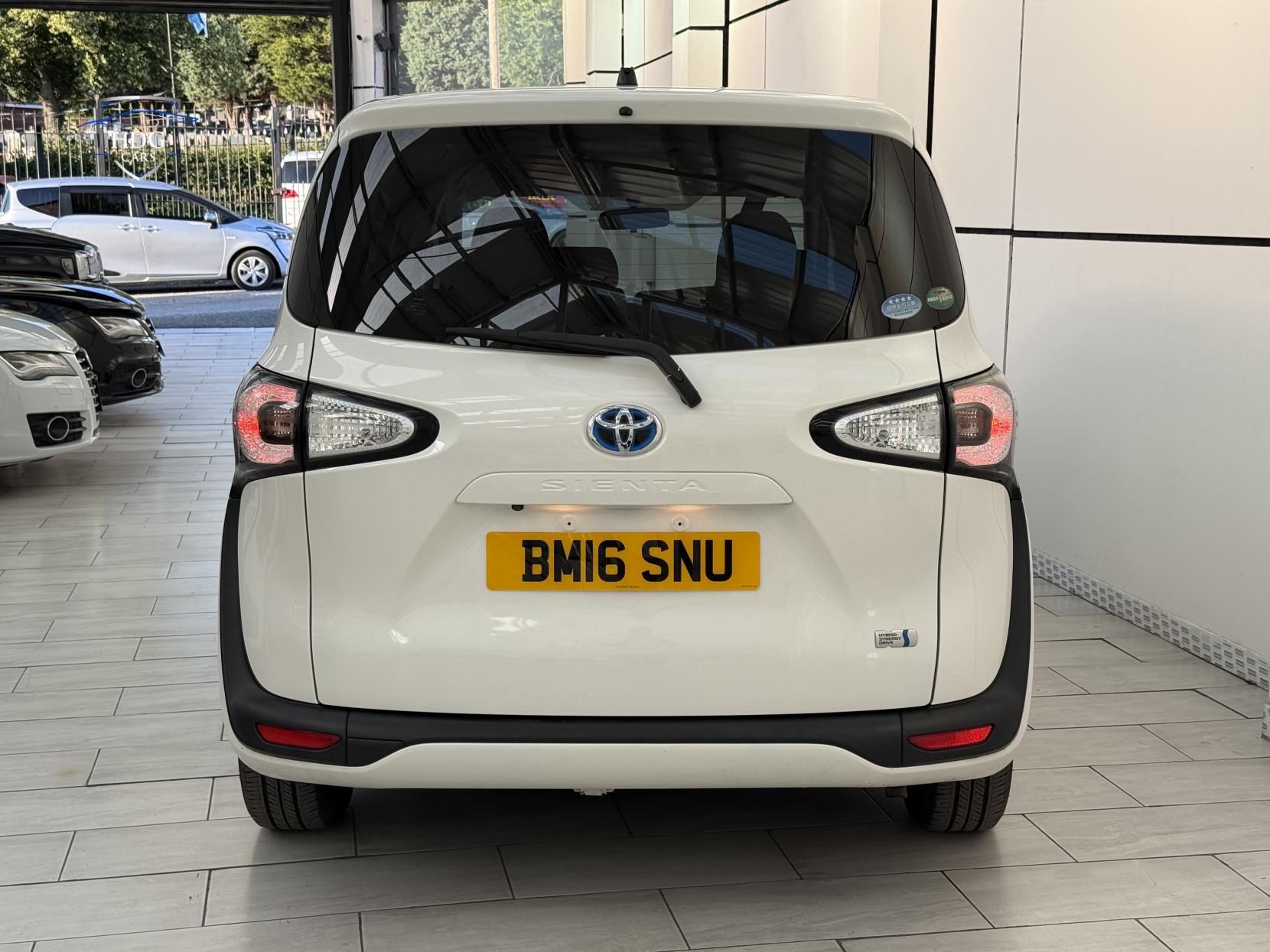 Toyota Sienta 1.5 HYBRID X 2017 IMPORT 