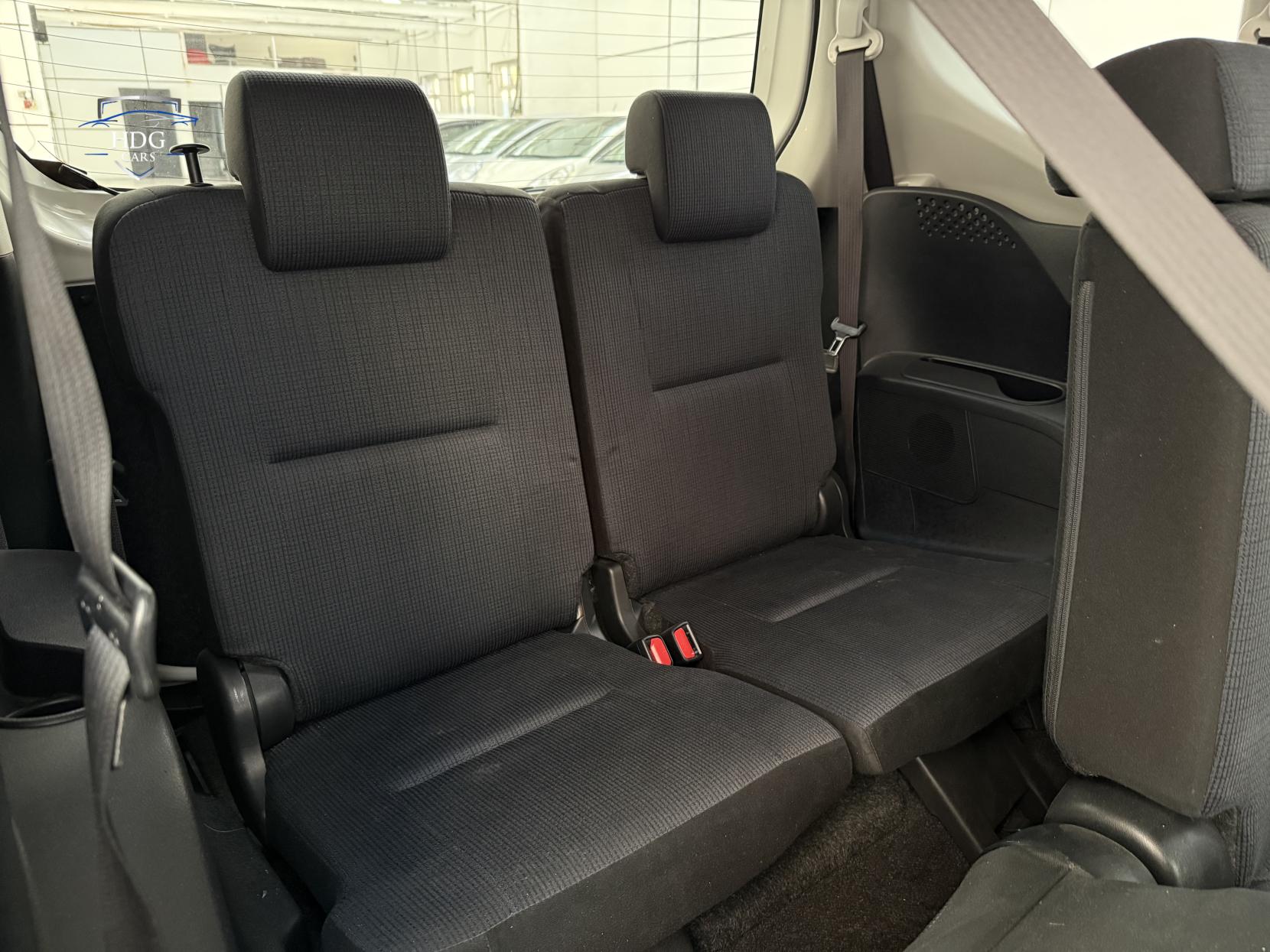 Toyota Sienta 1.5 HYBRID X 2017 IMPORT 