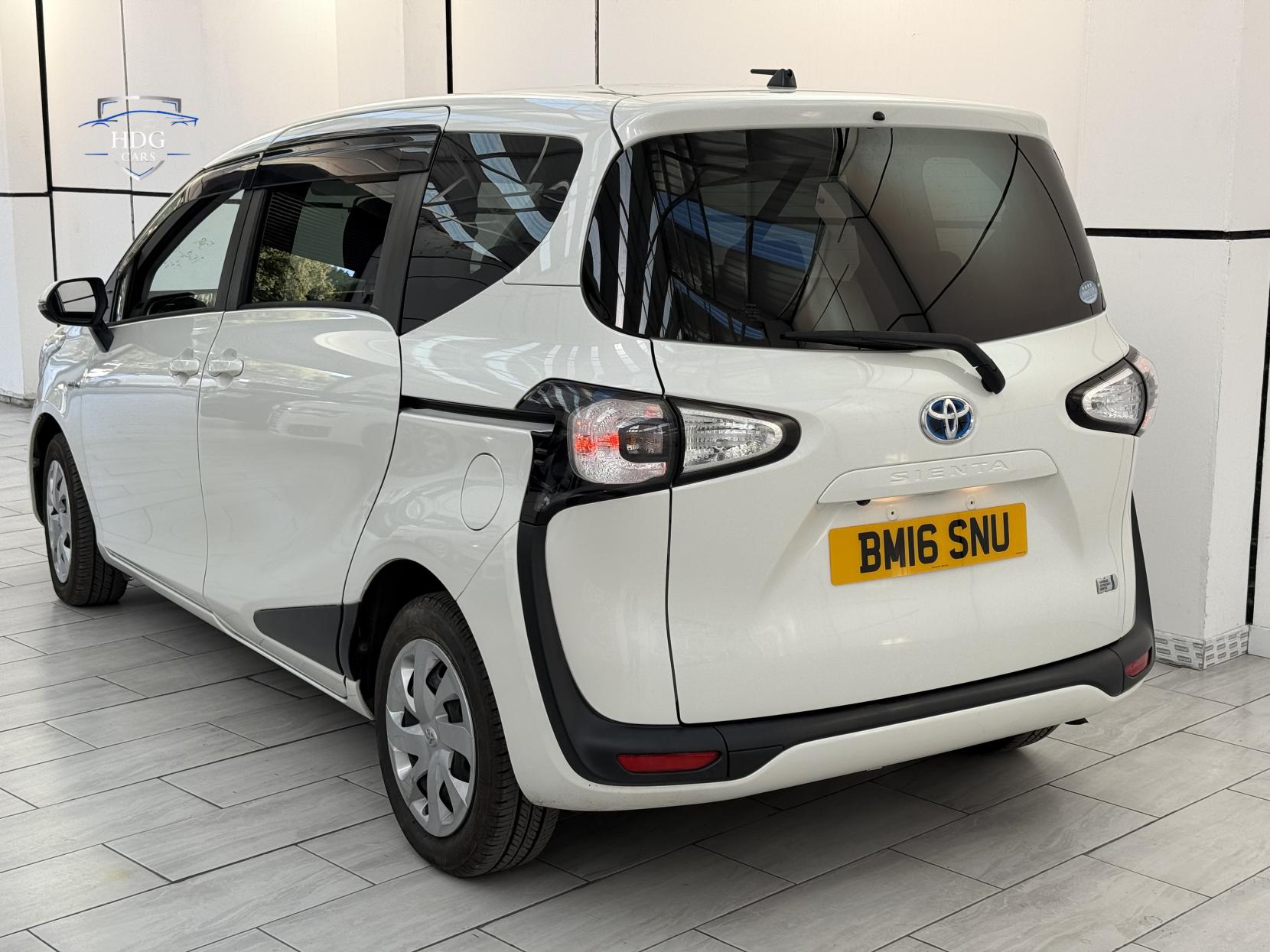Toyota Sienta 1.5 HYBRID X 2017 IMPORT 