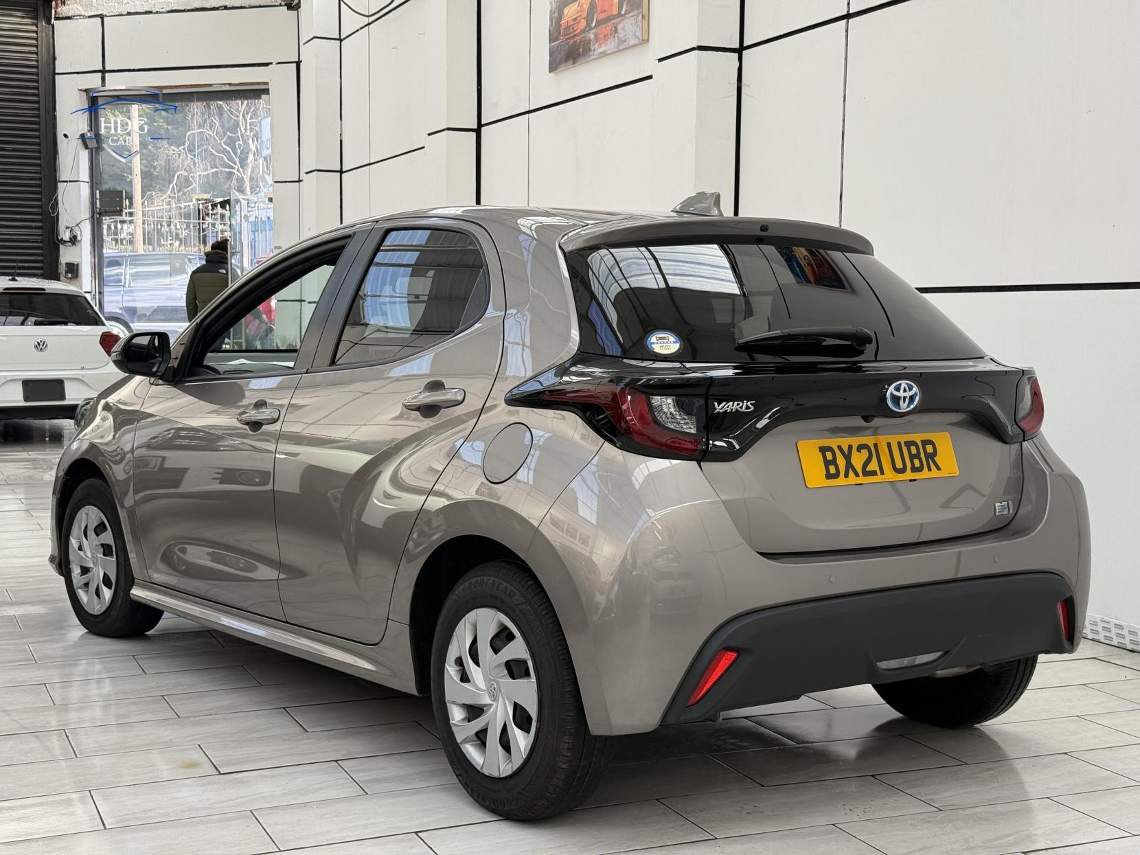 Toyota Yaris 1.5 VVT-h Excel Hatchback 5dr Petrol Hybrid E-CVT Euro 6 (s/s) (116 ps)