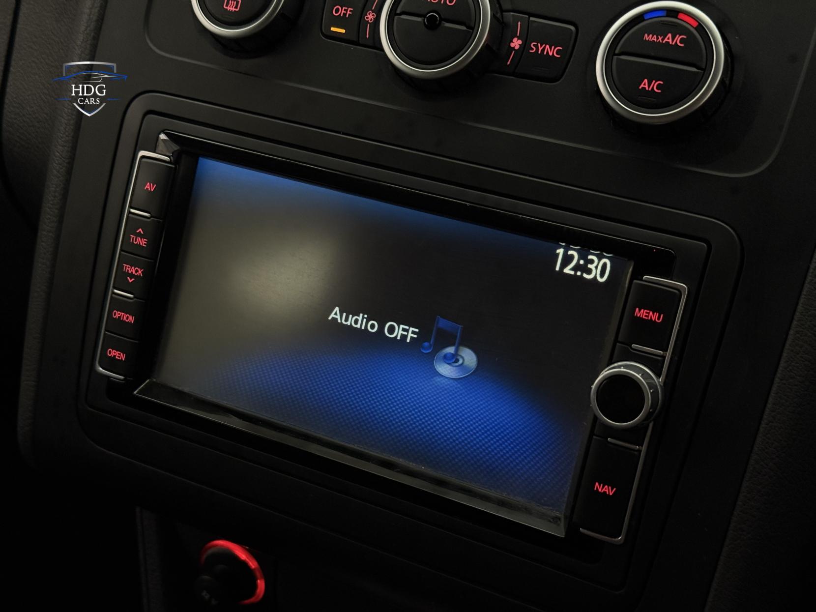 Volkswagen Touran 1.4 TSI SE MPV 5dr Petrol DSG Euro 5 (140 ps)