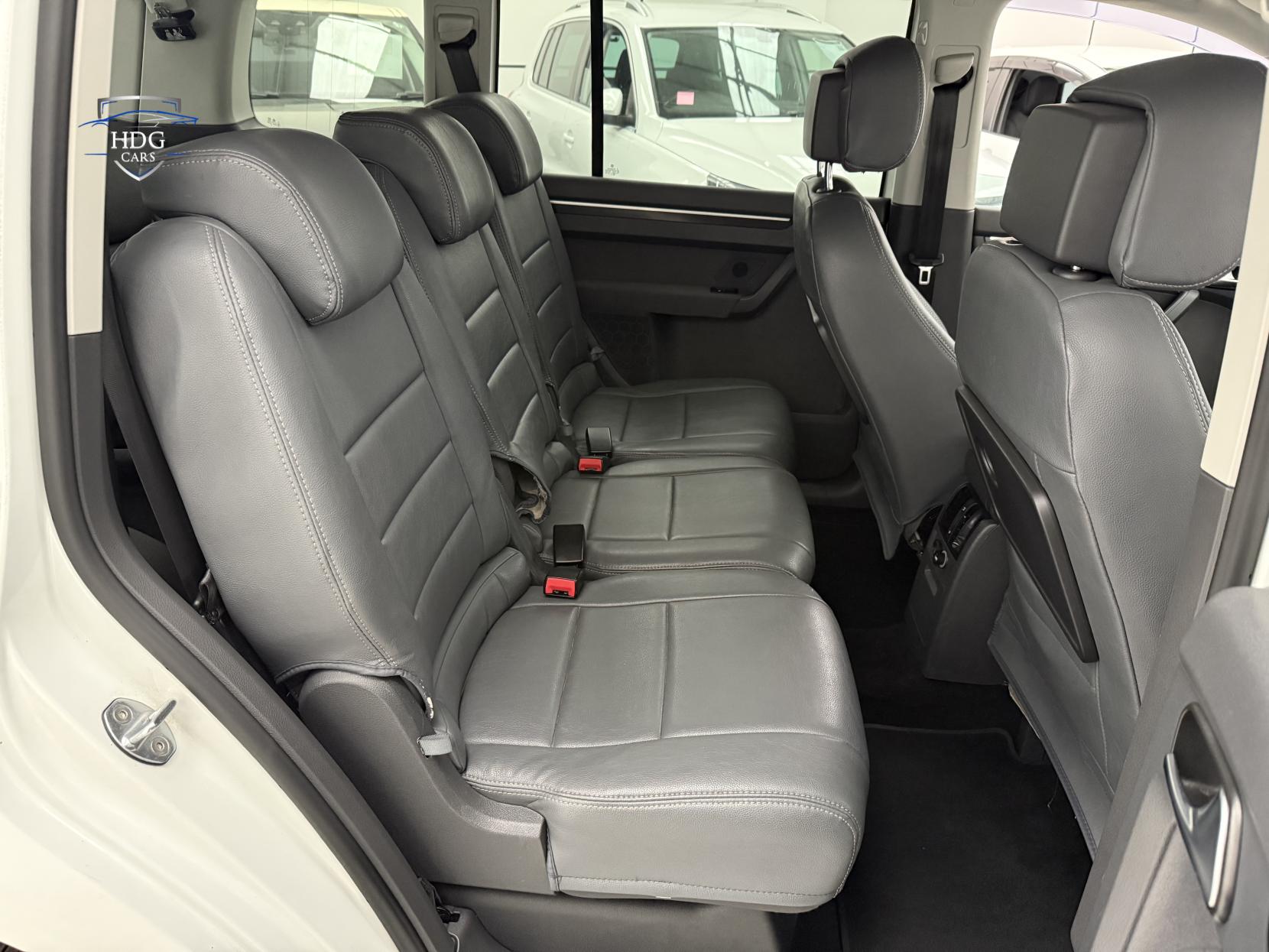 Volkswagen Touran 1.4 TSI SE MPV 5dr Petrol DSG Euro 5 (140 ps)