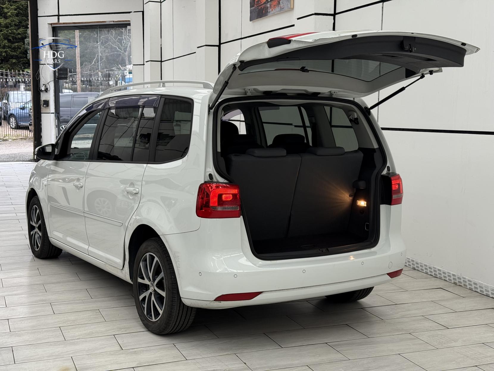 Volkswagen Touran 1.4 TSI SE MPV 5dr Petrol DSG Euro 5 (140 ps)