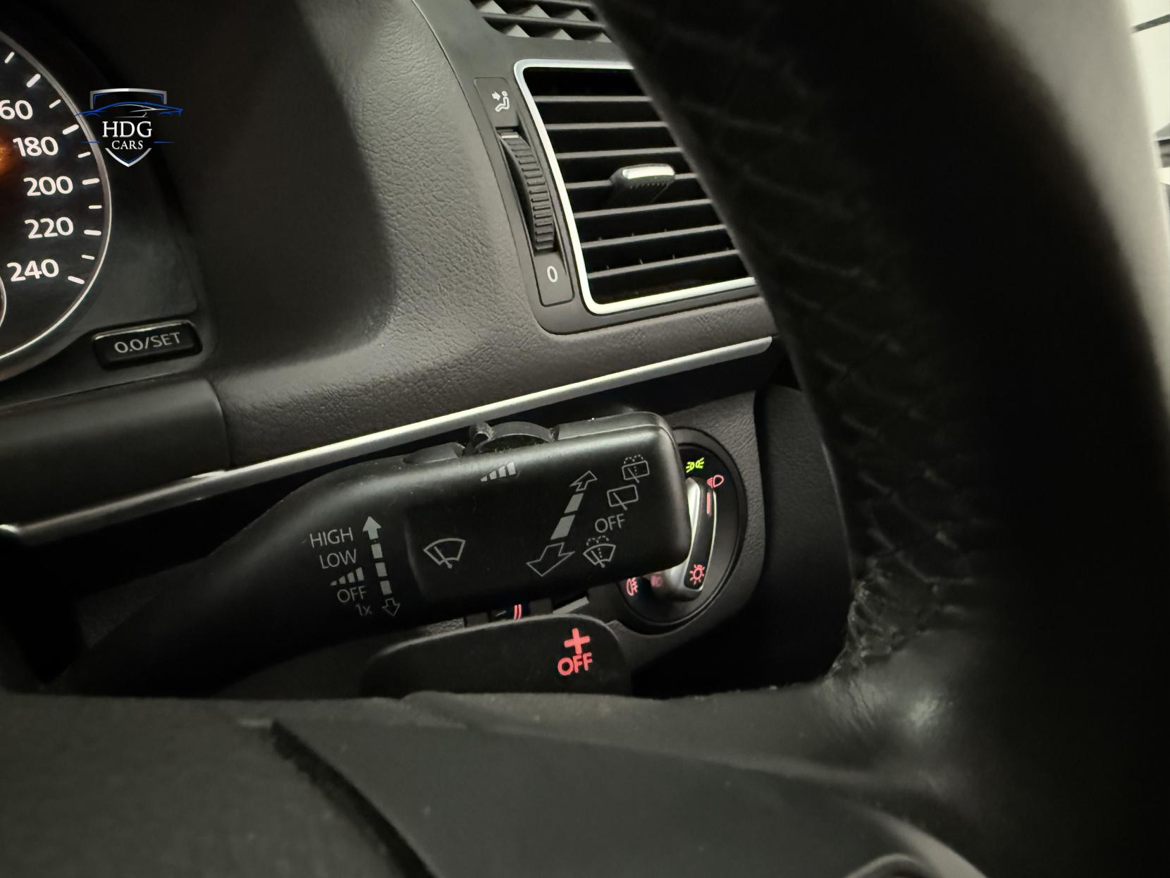 Volkswagen Touran 1.4 TSI SE MPV 5dr Petrol DSG Euro 5 (140 ps)