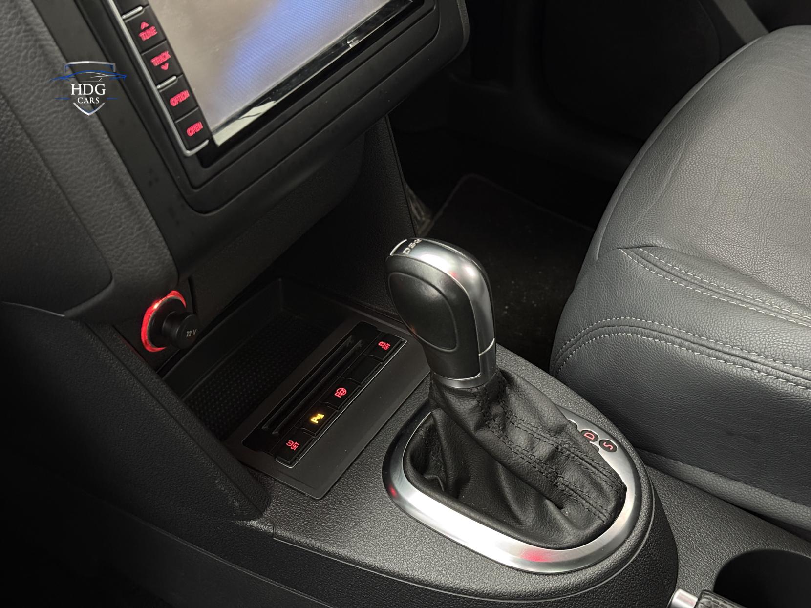 Volkswagen Touran 1.4 TSI SE MPV 5dr Petrol DSG Euro 5 (140 ps)