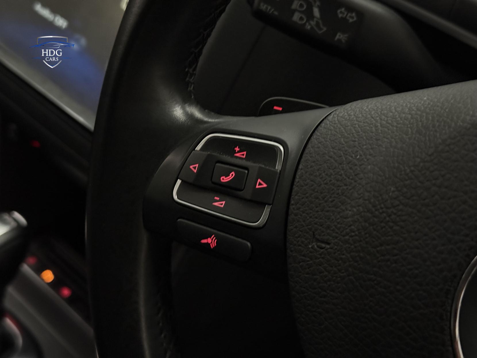 Volkswagen Touran 1.4 TSI SE MPV 5dr Petrol DSG Euro 5 (140 ps)