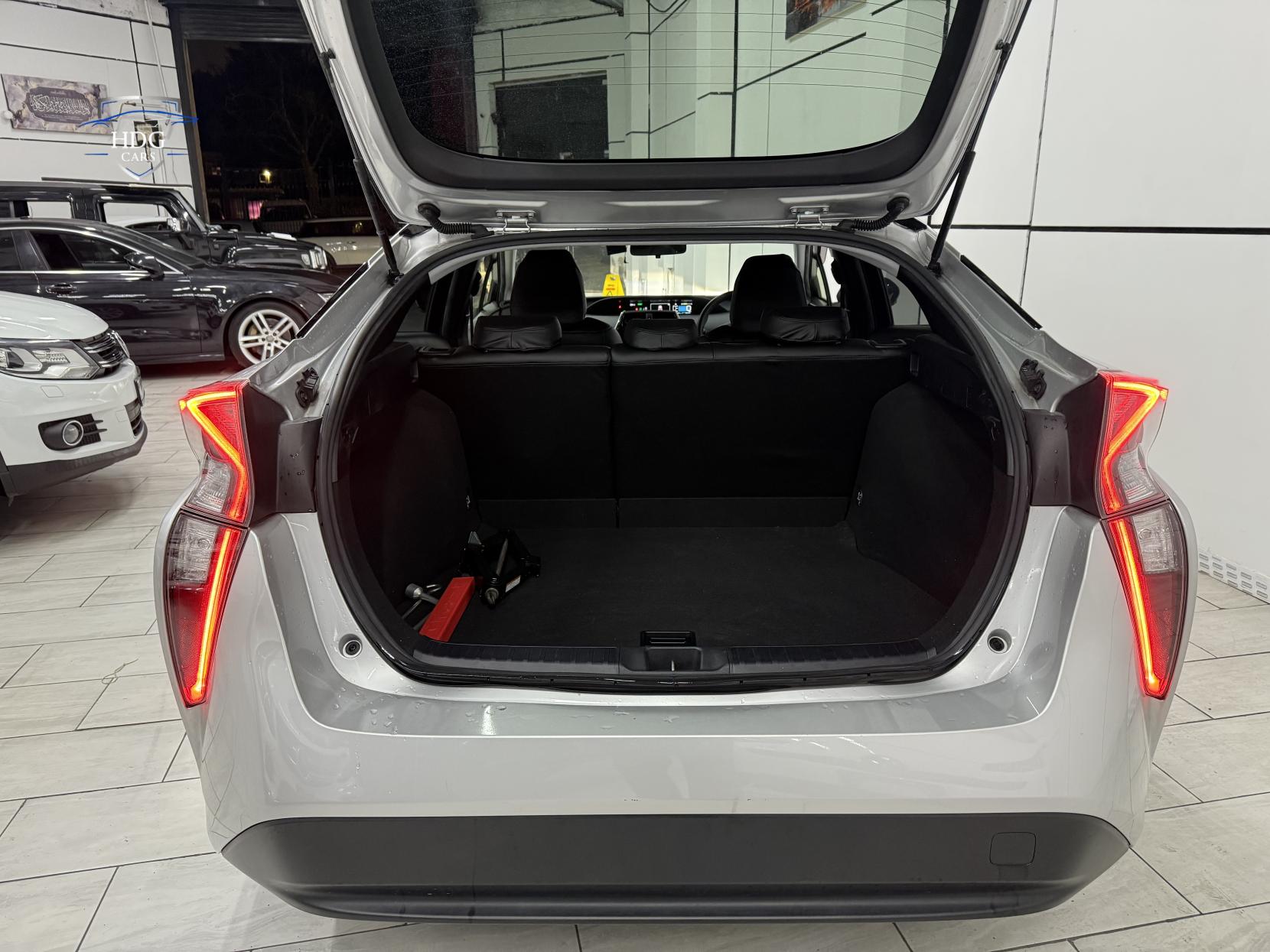 Toyota Prius 1.8 VVT-h Excel Hatchback 5dr Petrol Hybrid CVT Euro 6 (s/s) (122 ps)