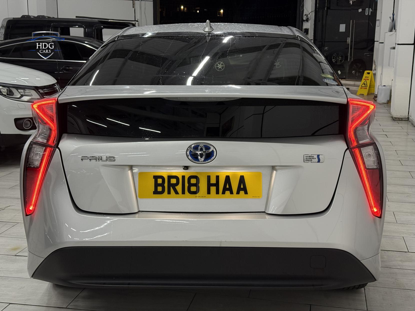 Toyota Prius 1.8 VVT-h Excel Hatchback 5dr Petrol Hybrid CVT Euro 6 (s/s) (122 ps)