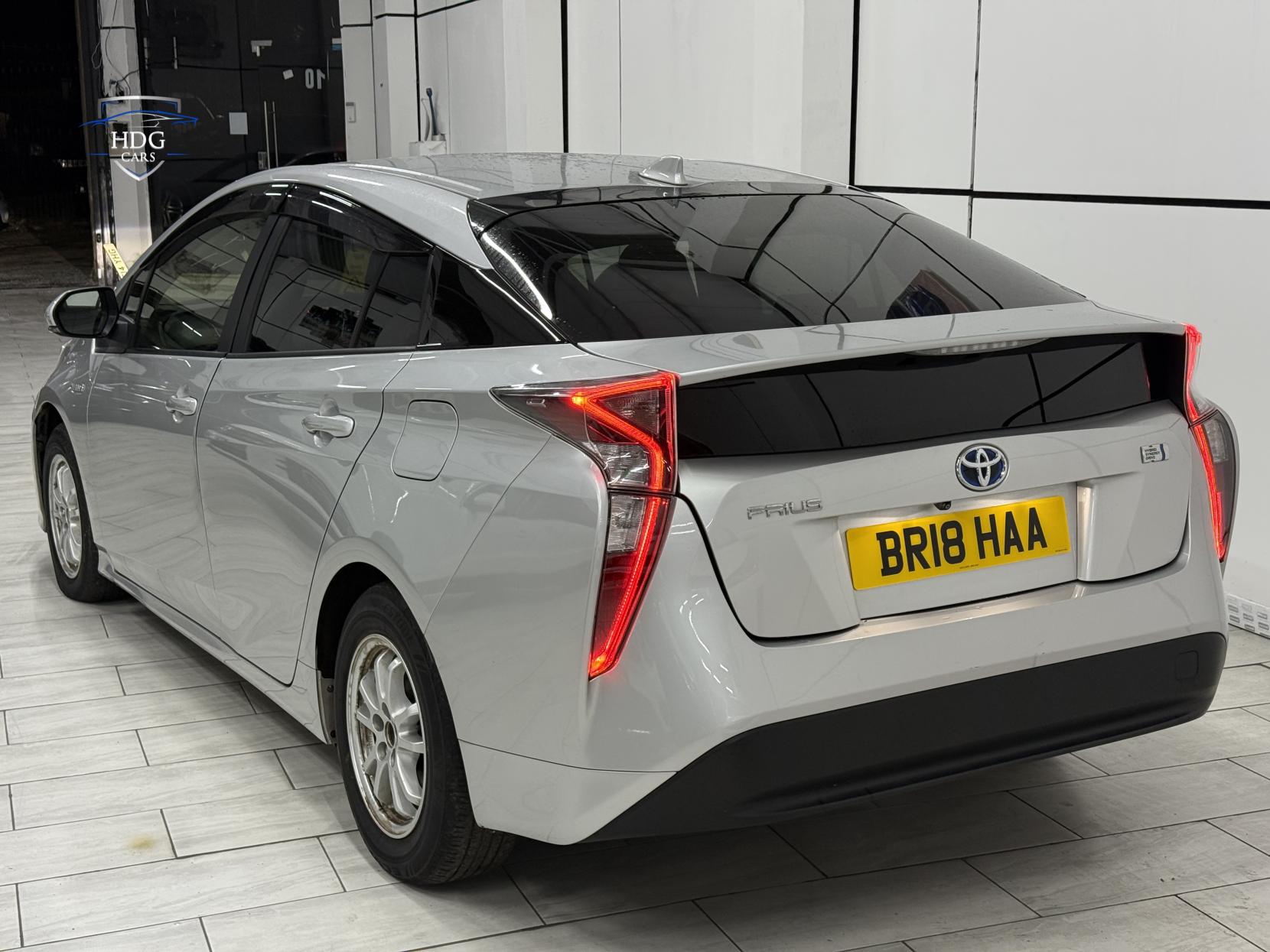 Toyota Prius 1.8 VVT-h Excel Hatchback 5dr Petrol Hybrid CVT Euro 6 (s/s) (122 ps)