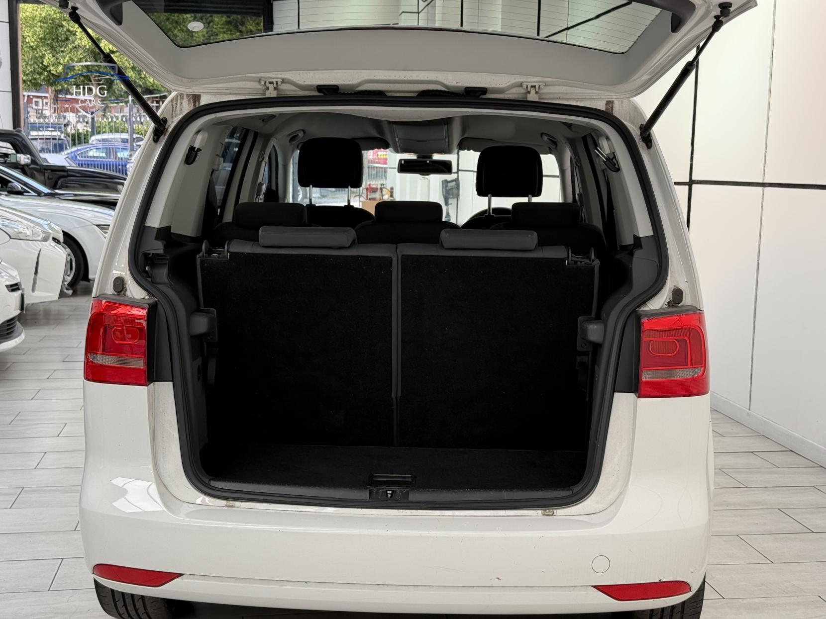 Volkswagen Touran 1.4 TSI SE MPV 5dr Petrol DSG Euro 5 (140 ps)