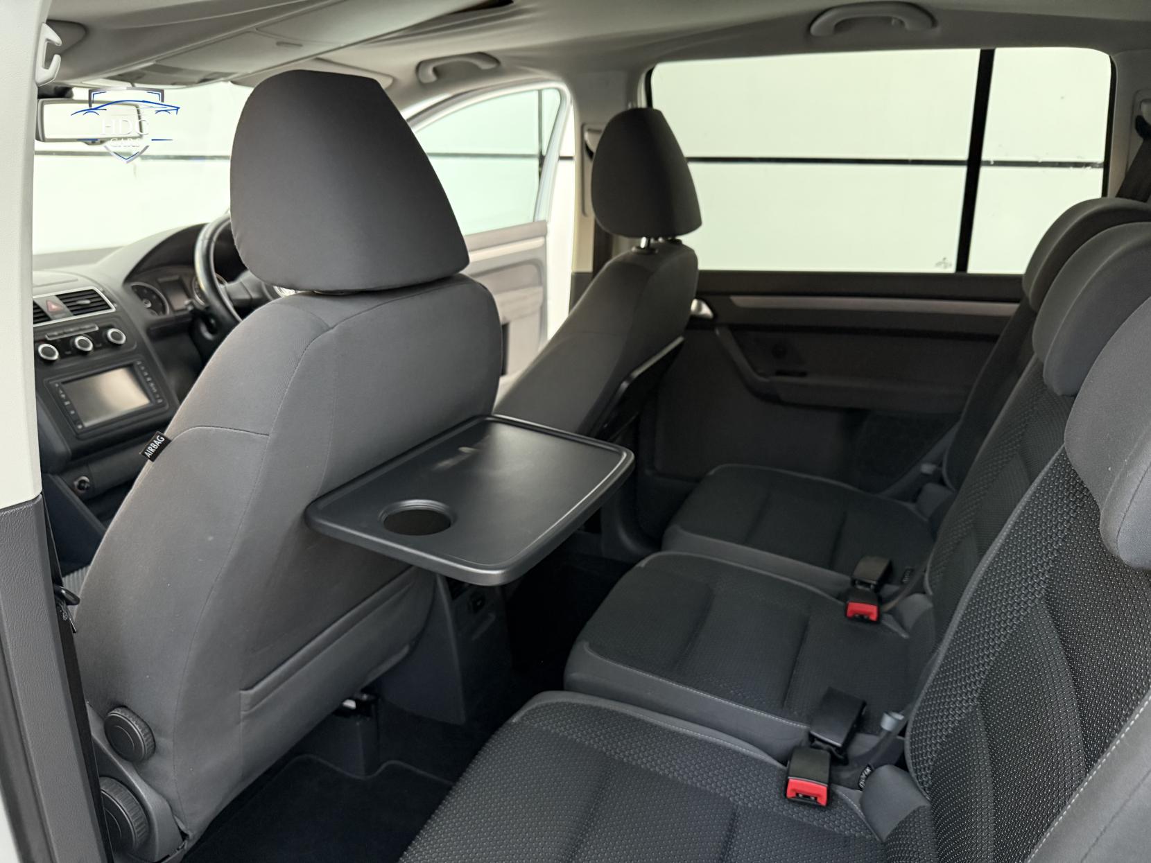 Volkswagen Touran 1.4 TSI SE MPV 5dr Petrol DSG Euro 5 (140 ps)