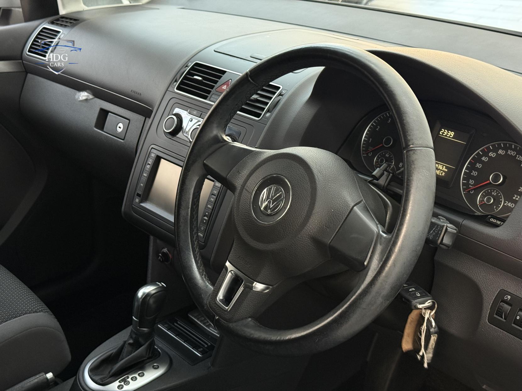 Volkswagen Touran 1.4 TSI SE MPV 5dr Petrol DSG Euro 5 (140 ps)