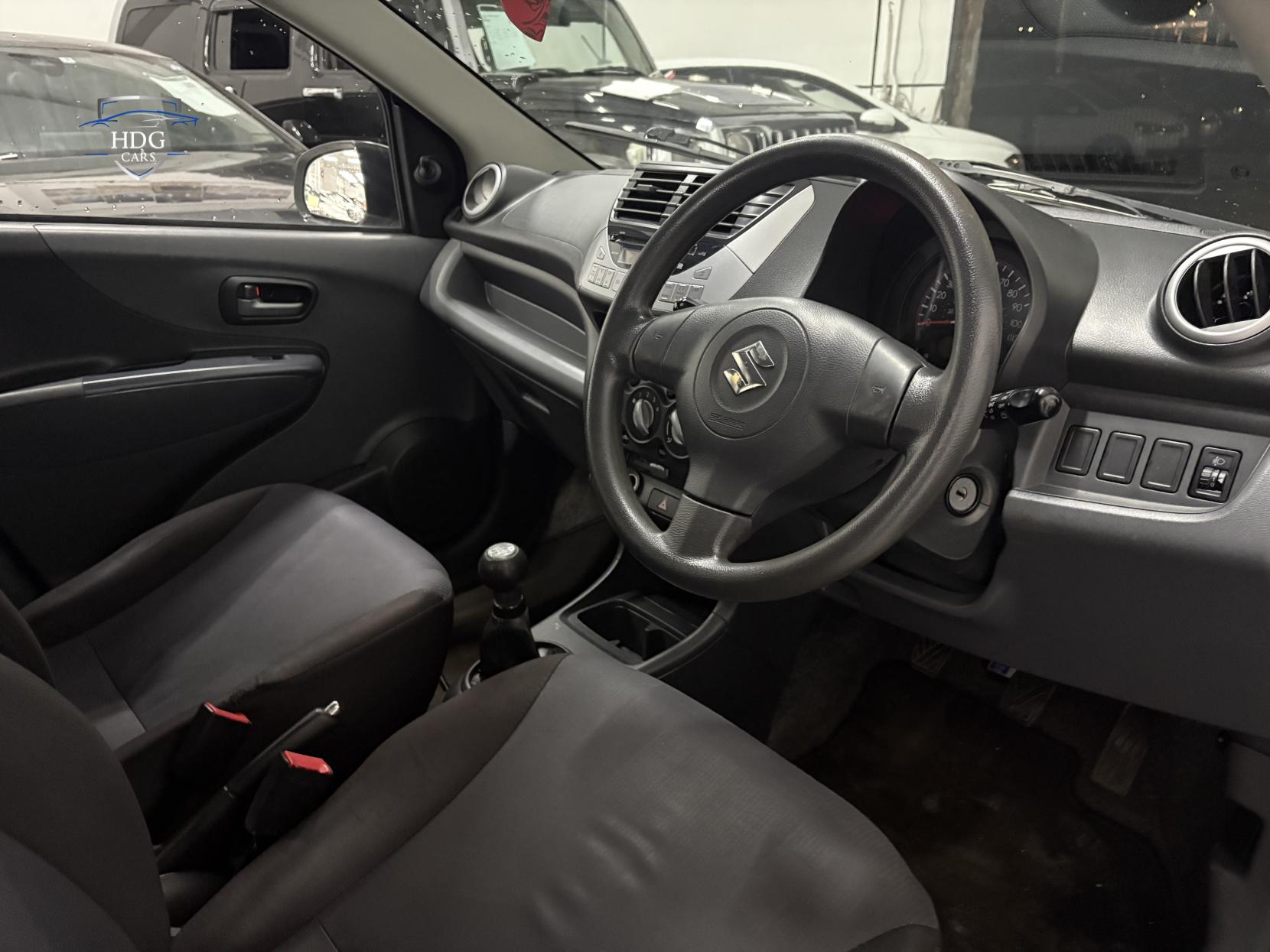 Suzuki Alto 1.0 12V SZ Hatchback 5dr Petrol Manual Euro 5 (68 ps)