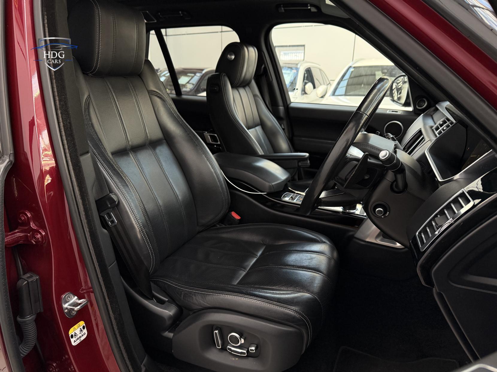 Land Rover Range Rover 3.0 TD V6 Vogue SE SUV 5dr Diesel Auto 4WD Euro 6 (s/s) (258 ps)