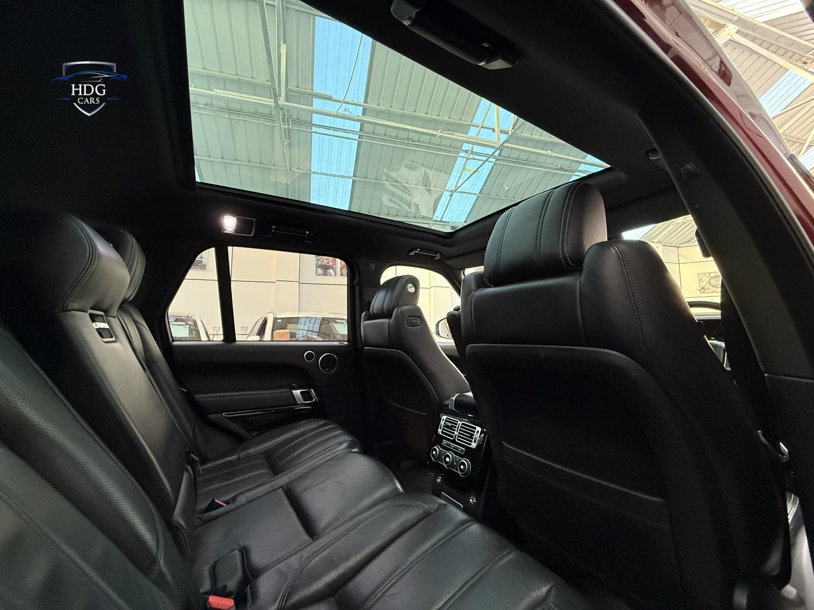 Land Rover Range Rover 3.0 TD V6 Vogue SE SUV 5dr Diesel Auto 4WD Euro 6 (s/s) (258 ps)