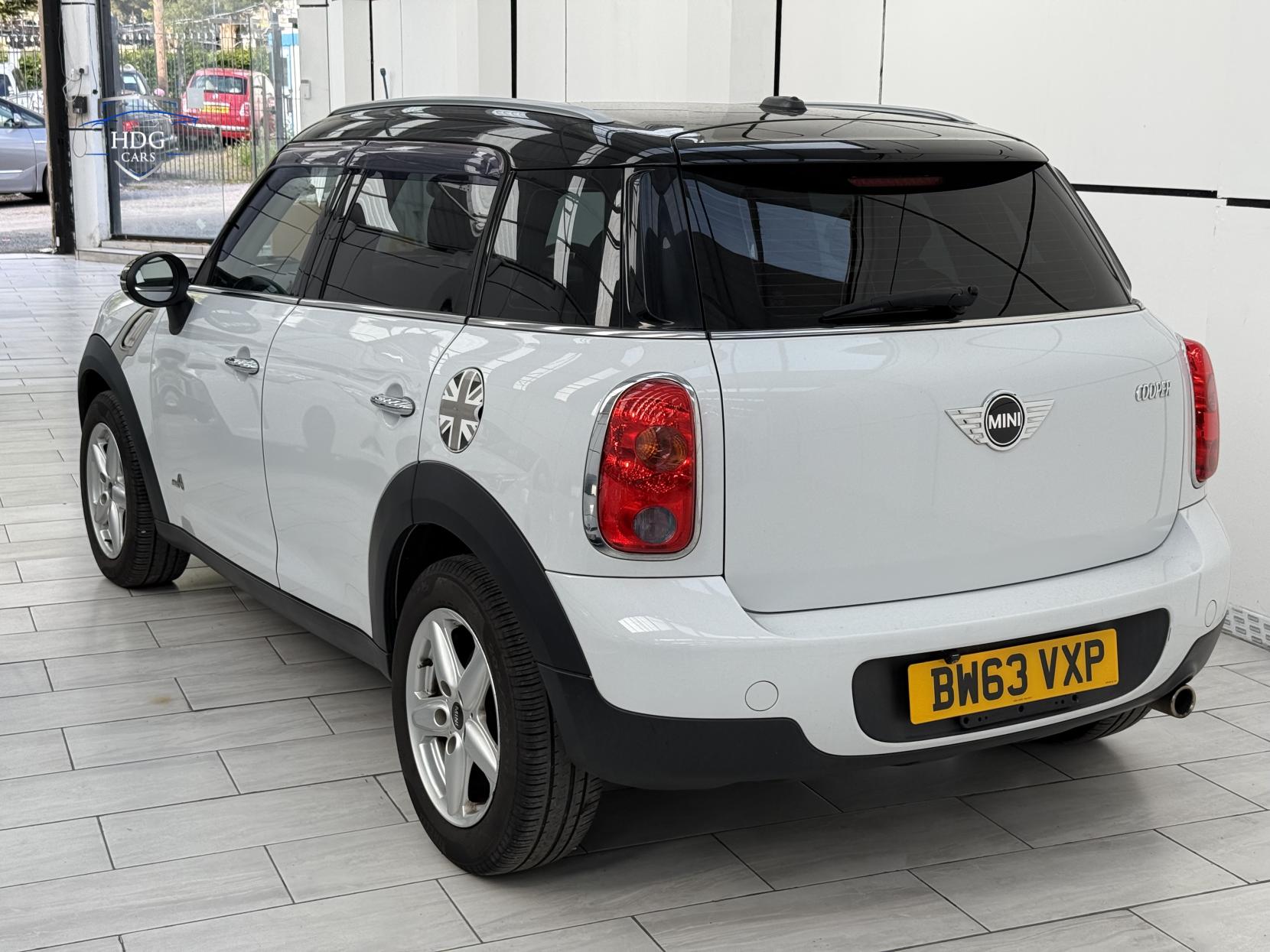 MINI Countryman 1.6 Cooper SUV 5dr Petrol Auto Euro 6 (122 ps)