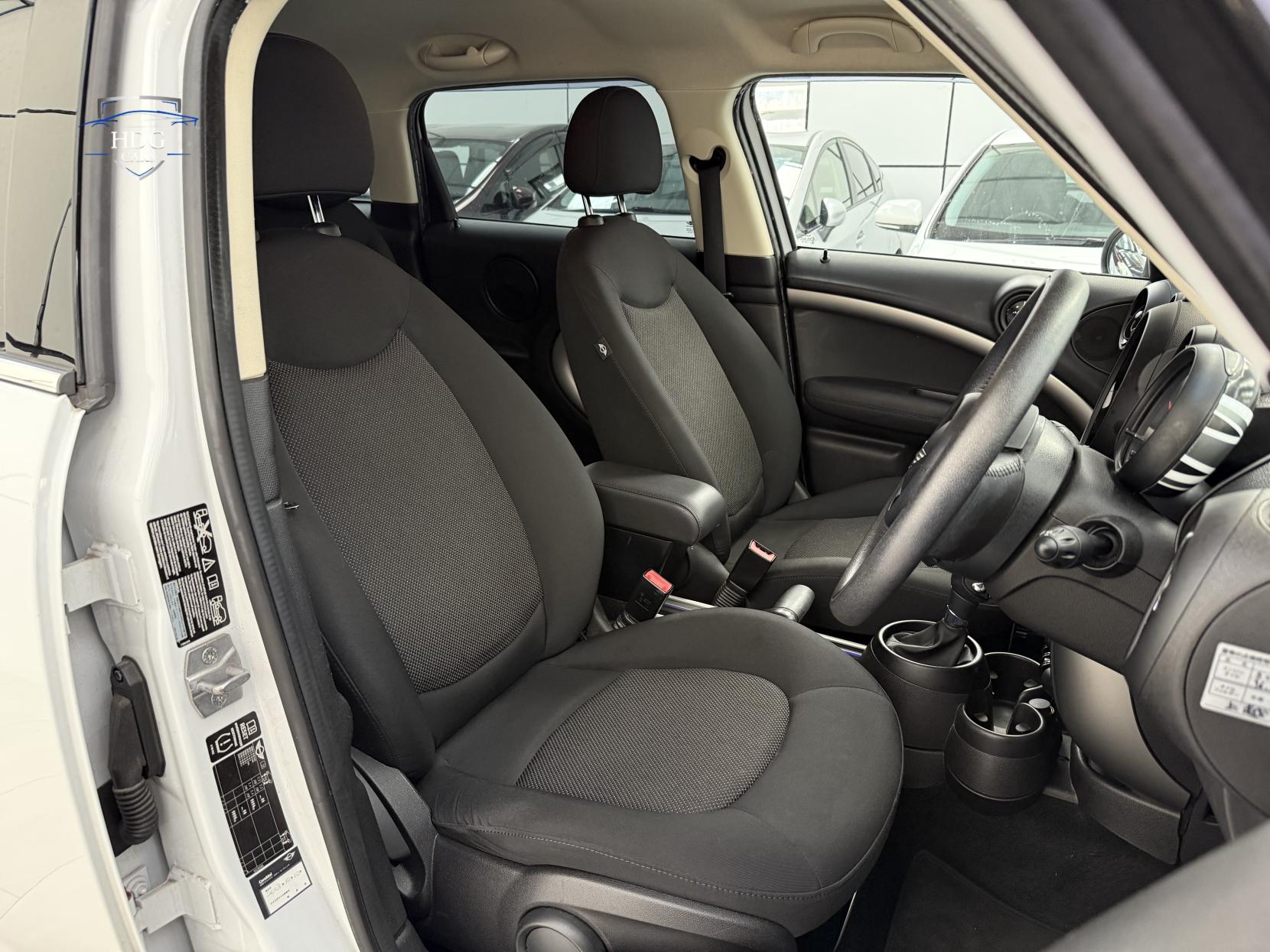 MINI Countryman 1.6 Cooper SUV 5dr Petrol Auto Euro 6 (122 ps)