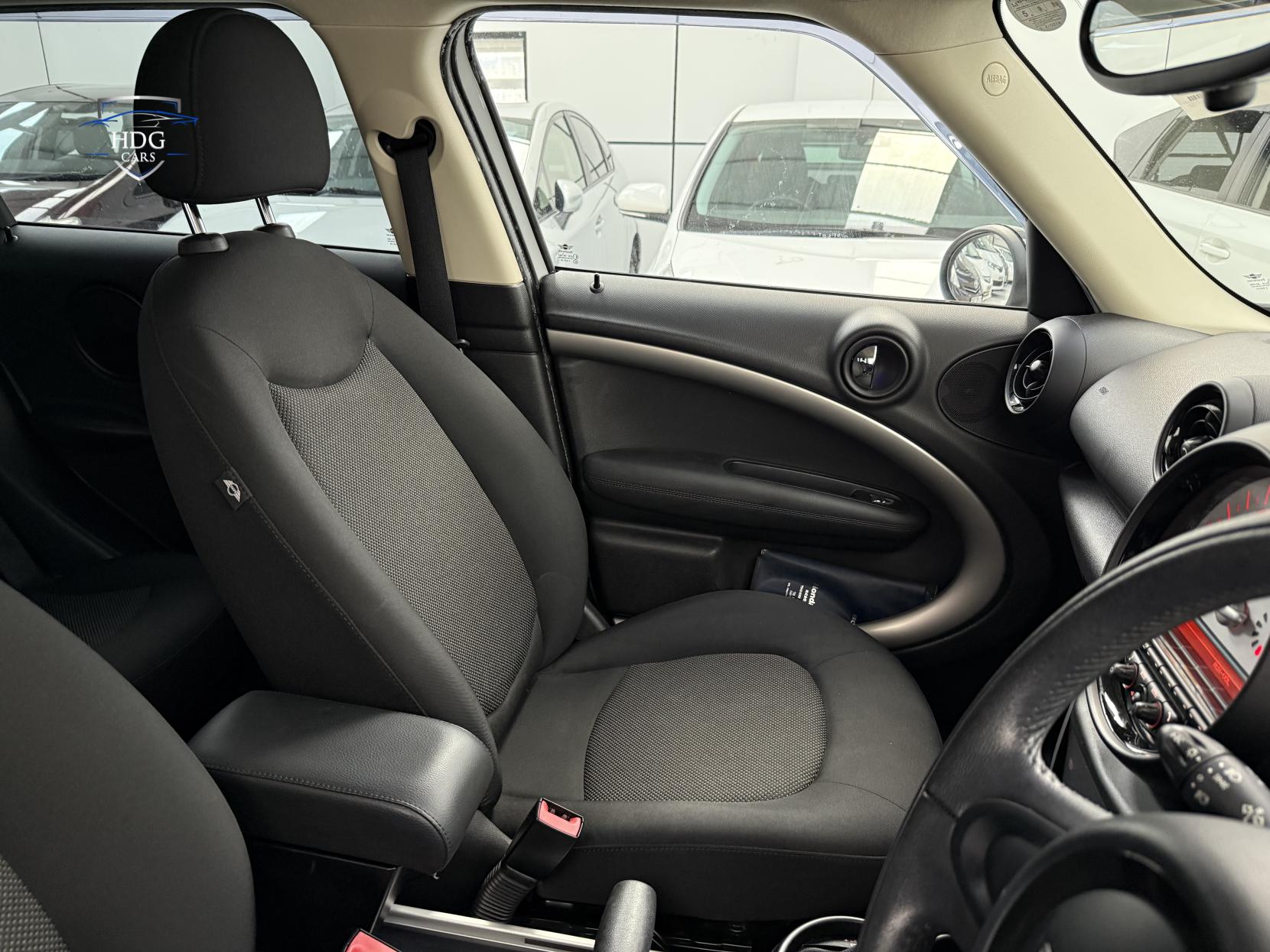 MINI Countryman 1.6 Cooper SUV 5dr Petrol Auto Euro 6 (122 ps)