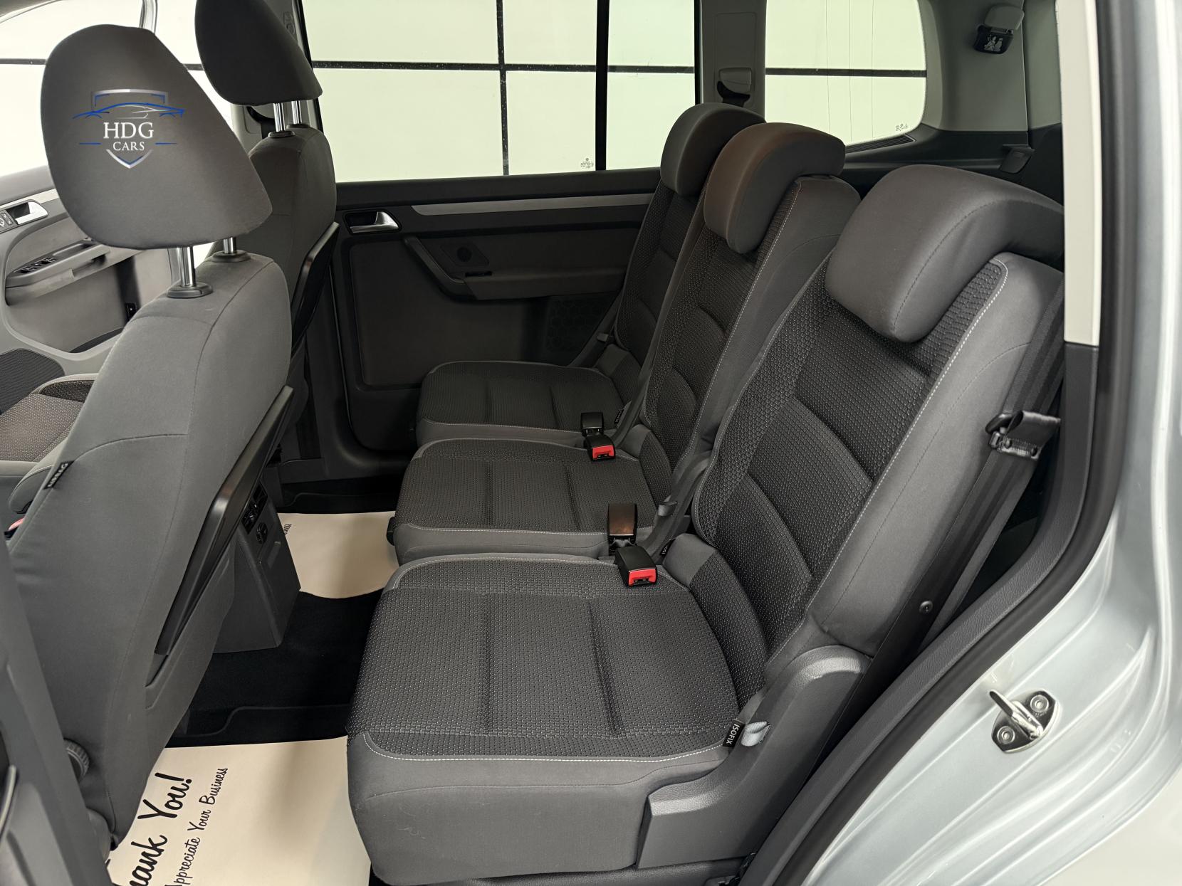 Volkswagen Touran 1.4 TSI SE MPV 5dr Petrol DSG Euro 5 (140 ps)