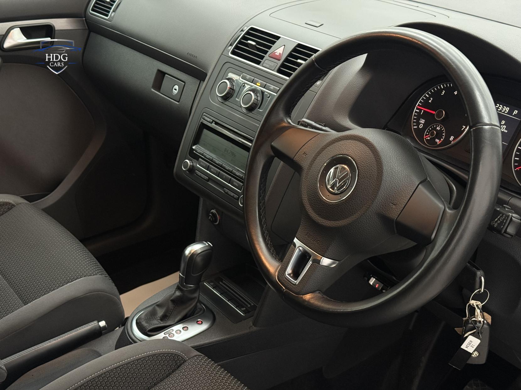 Volkswagen Touran 1.4 TSI SE MPV 5dr Petrol DSG Euro 5 (140 ps)