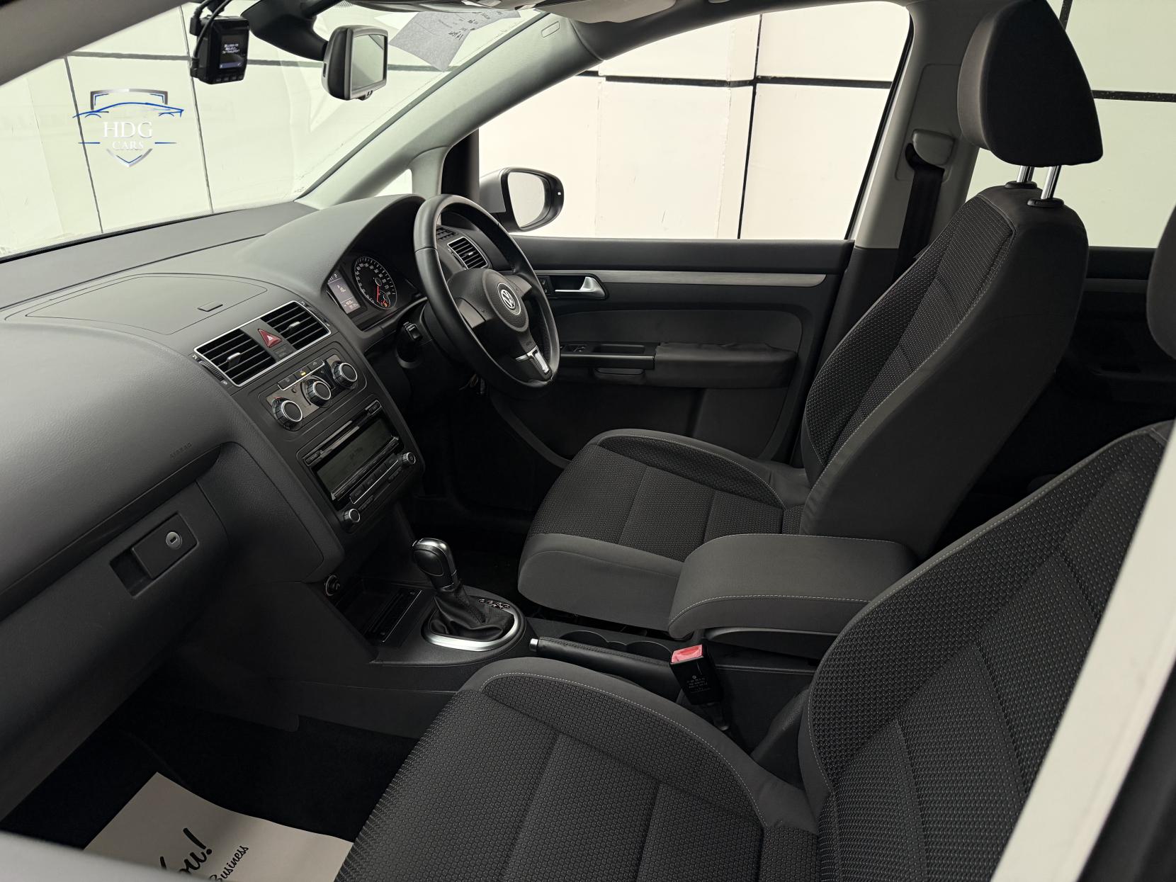 Volkswagen Touran 1.4 TSI SE MPV 5dr Petrol DSG Euro 5 (140 ps)