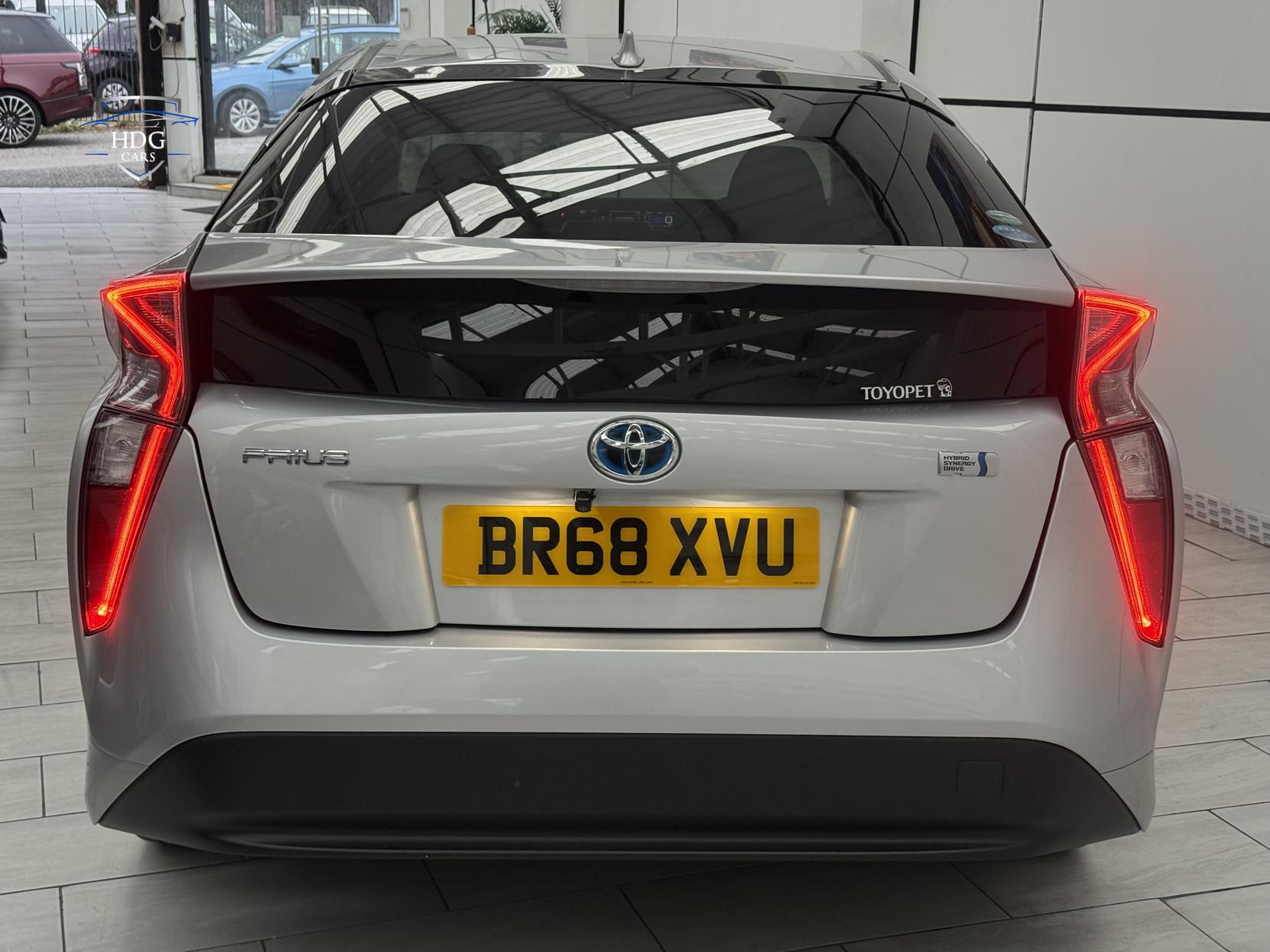 Toyota Prius 1.8 VVT-h Excel Hatchback 5dr Petrol Hybrid CVT Euro 6 (s/s) (122 ps)