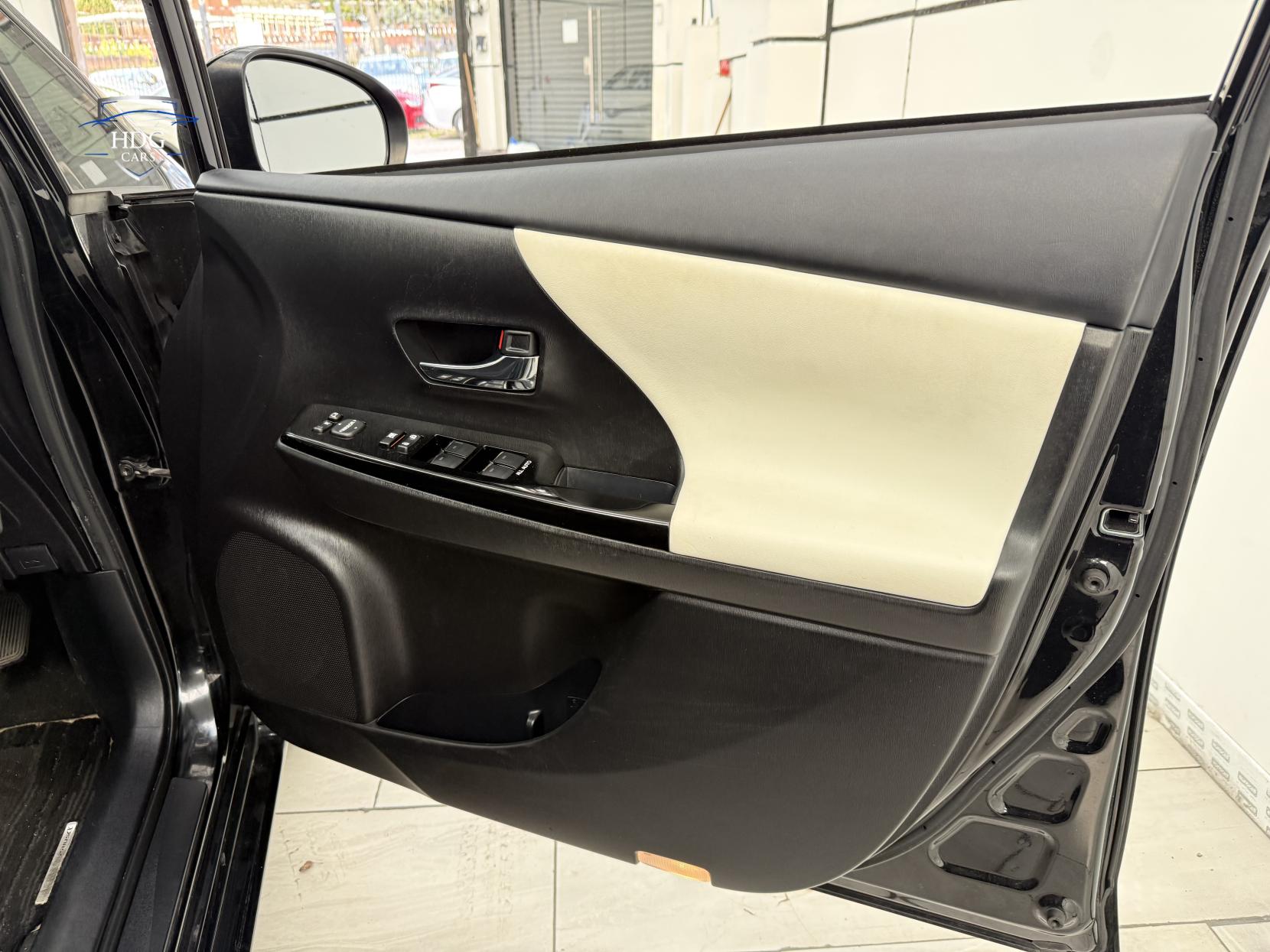 Toyota Prius+ 1.8 VVT-h Icon MPV 5dr Petrol Hybrid CVT Euro 6 (s/s) (136 ps)